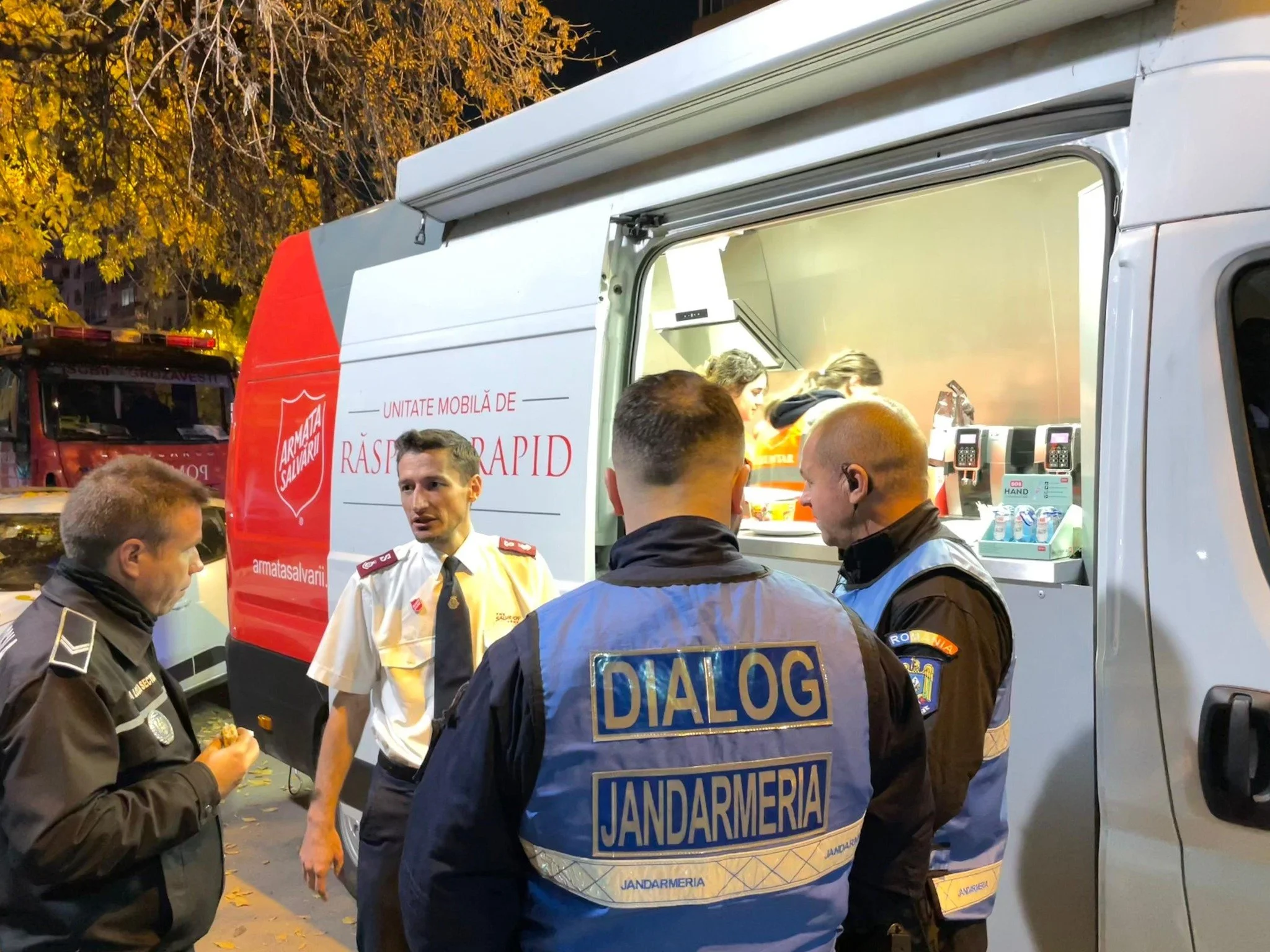 Armata Salvării răspunde la explozia din București