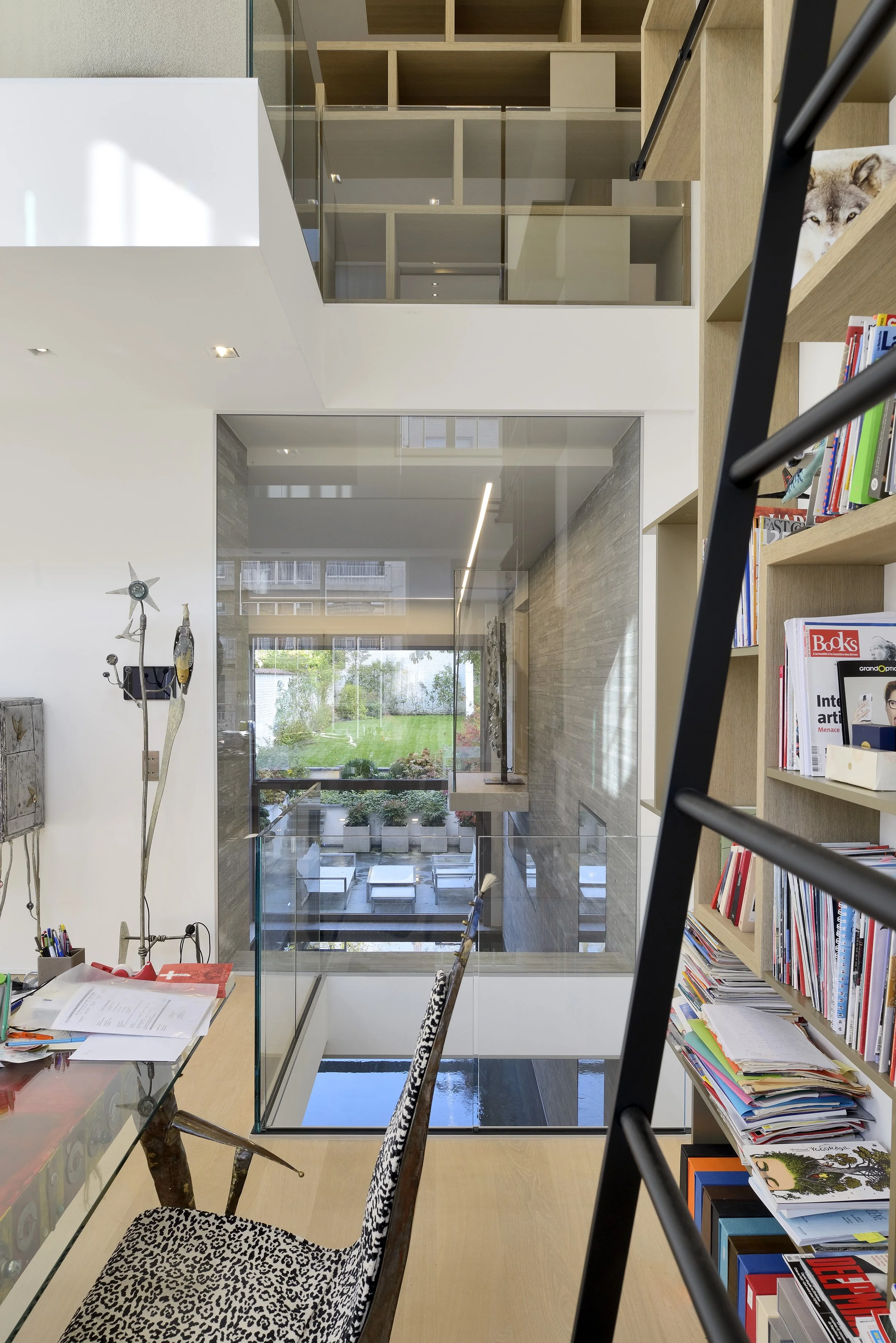 buro, étagère, échelle, moderne, vitres 