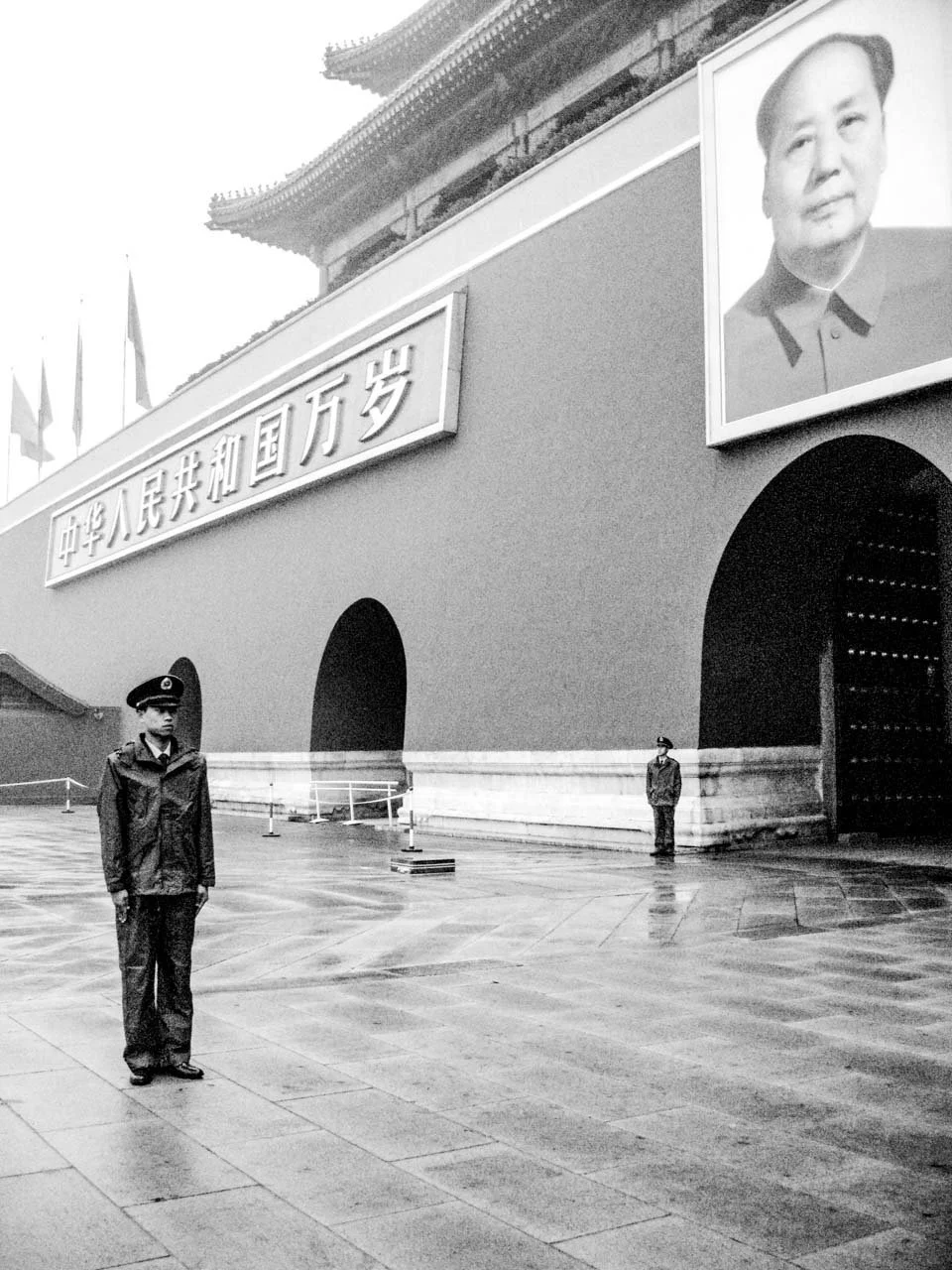 exiting_the_forbidden_city_beijing_IMG_3850.jpg
