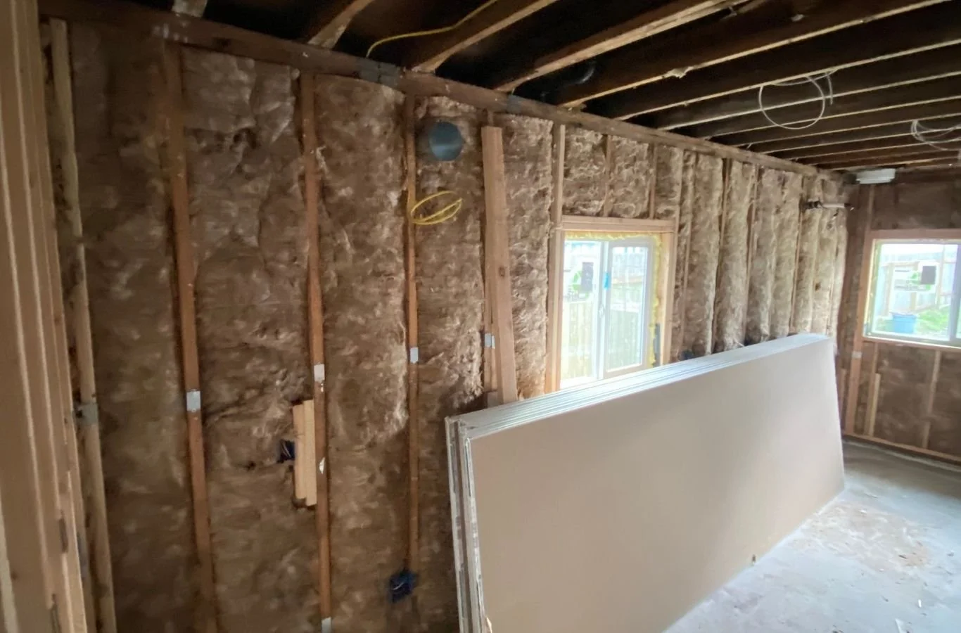 House Crawlers Home Performance & Insulation expert improving insulation efficiency in King County, WA. Insulation Contractor Near Me