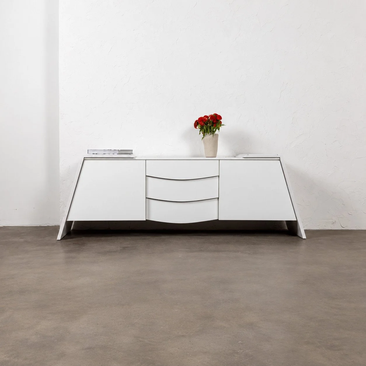 Luxor Credenza - Iteration V by Nersi Nasseri: Front view with bleached maple legs and polished white body