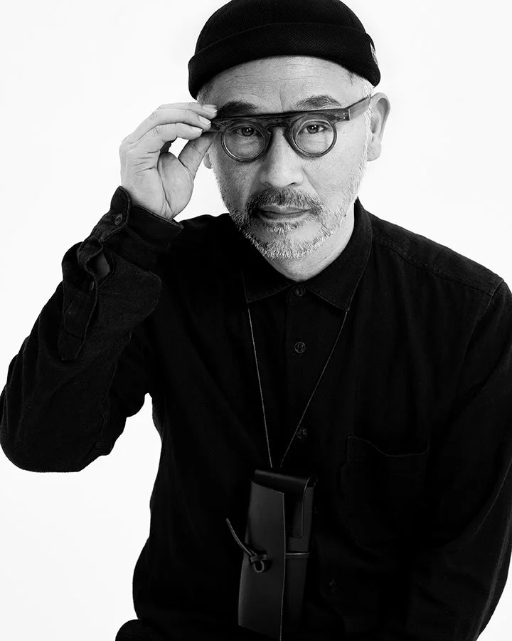 Gow Tanaka wearing Type-I frame and leather case