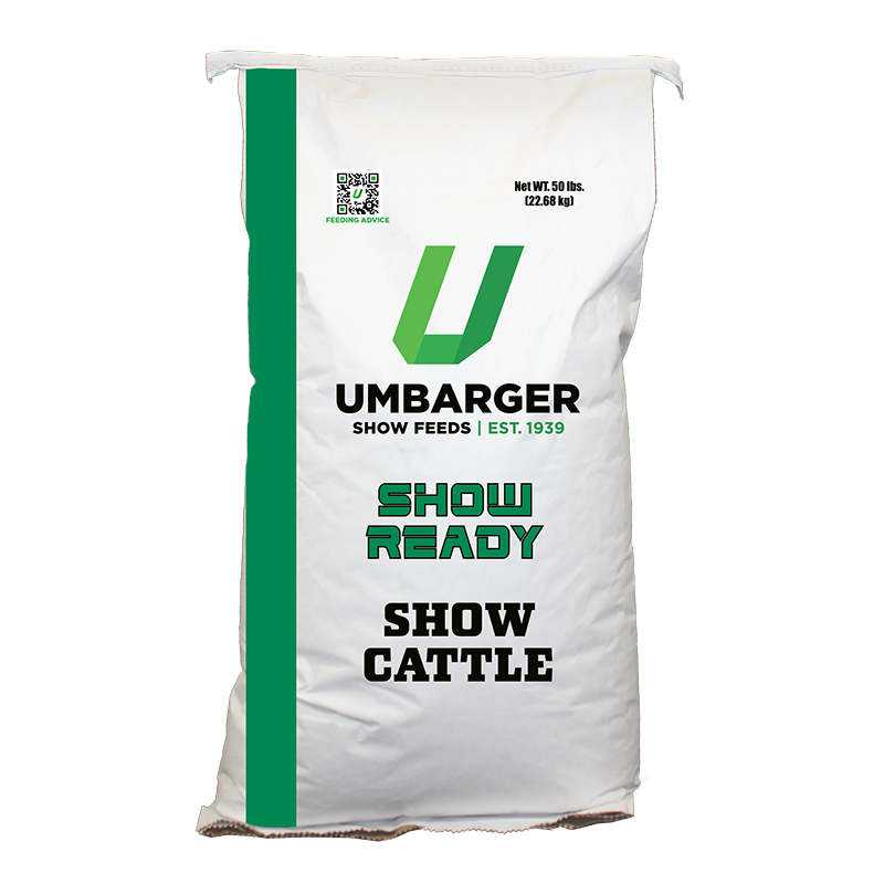 Moderate-energy finisher feed designed to maintain freshness, body fill, and a soft, show-ready look.