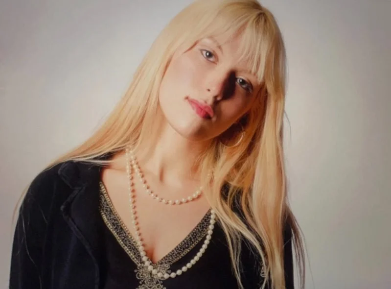 estelle giselle .jpg