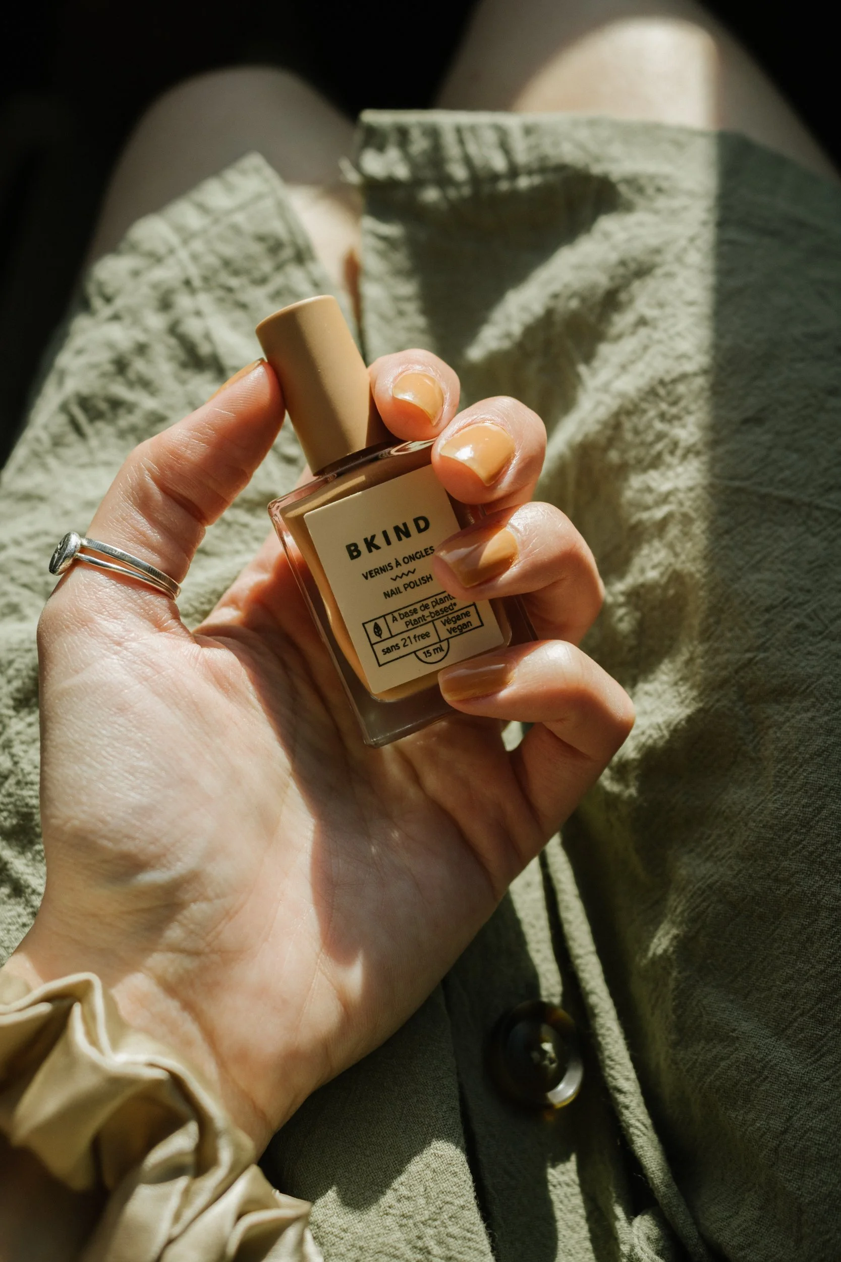 Low tox natural nail polish
