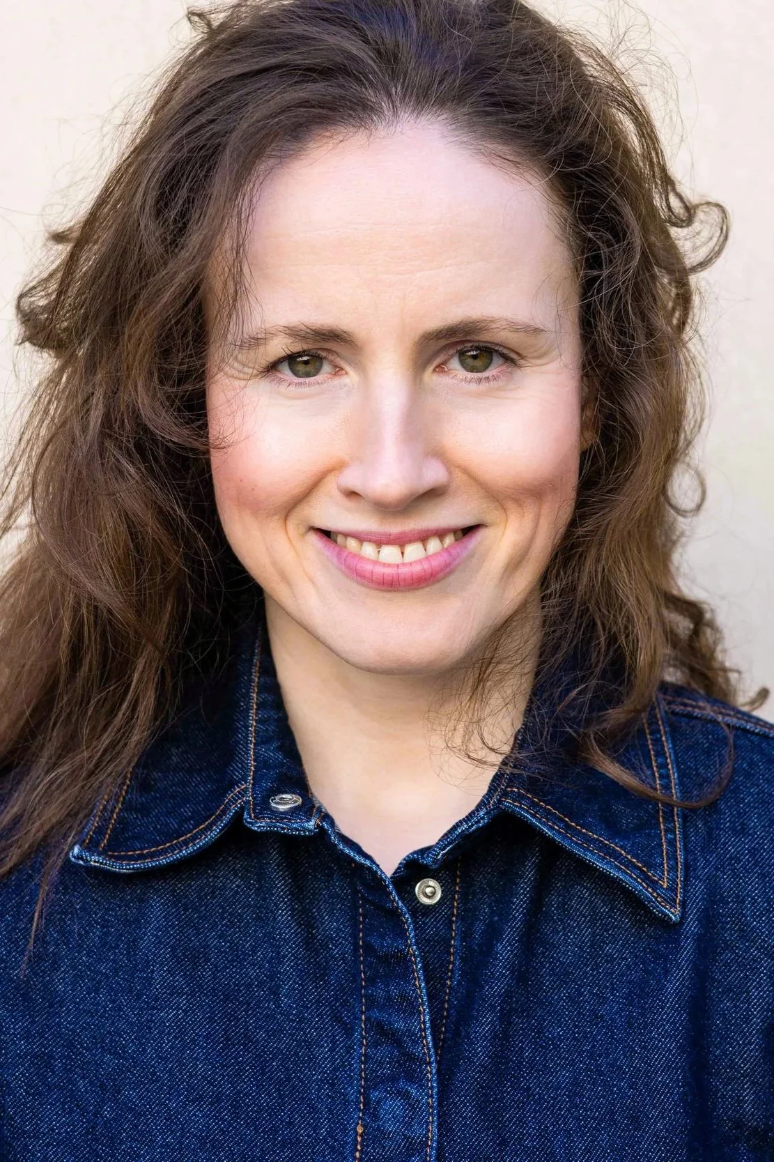 Elisa R.