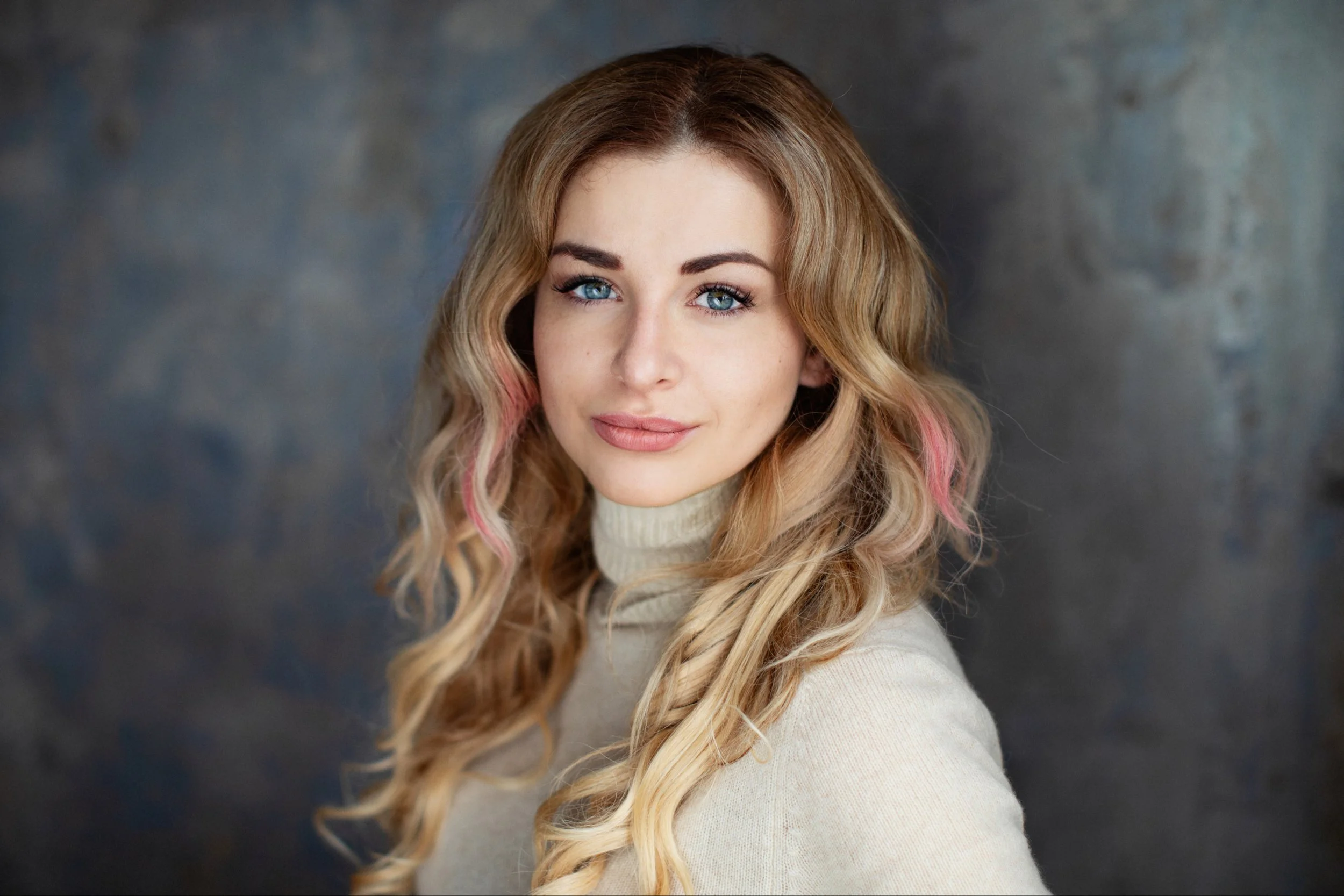 Vanelynn G. - Scene One Mgmt-36.jpg