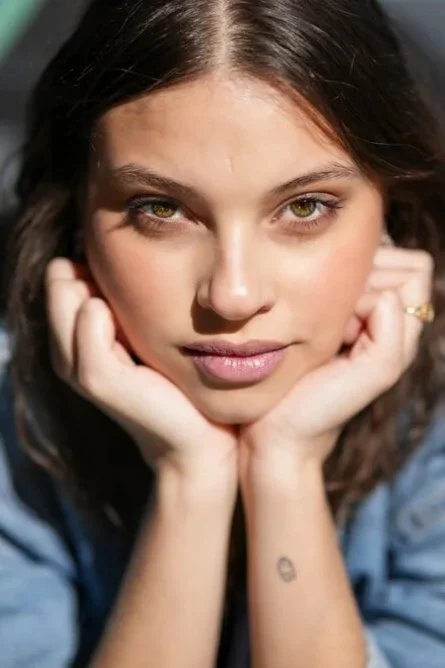 Viviana C.