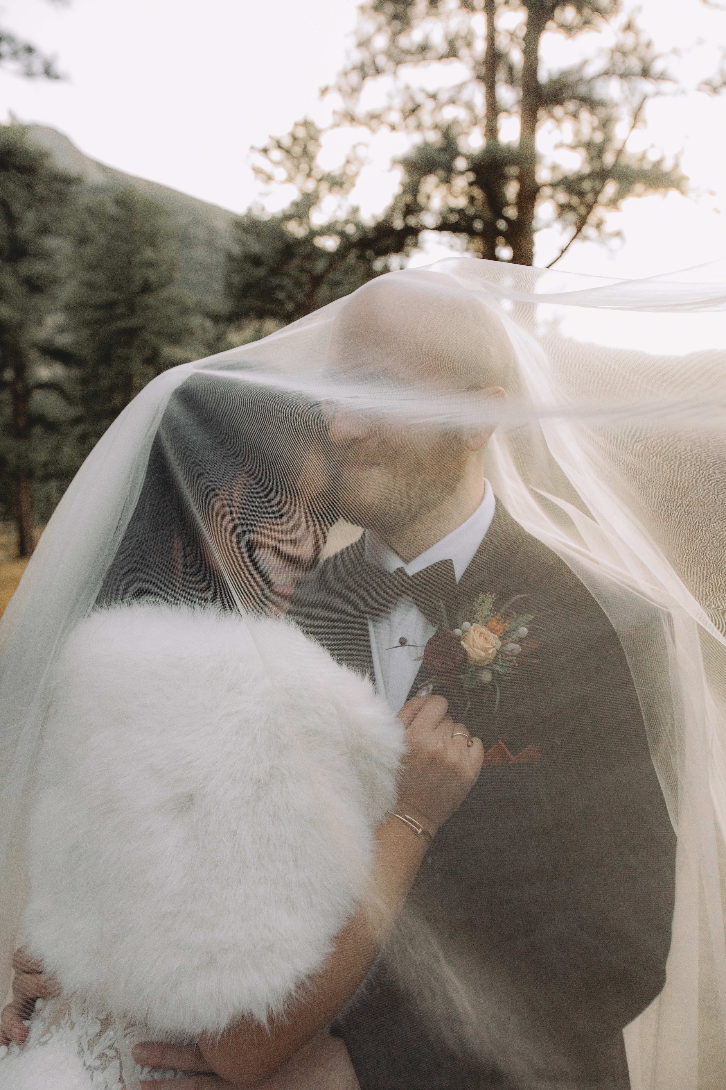 Amanda & Ryan Highlights-091.jpg