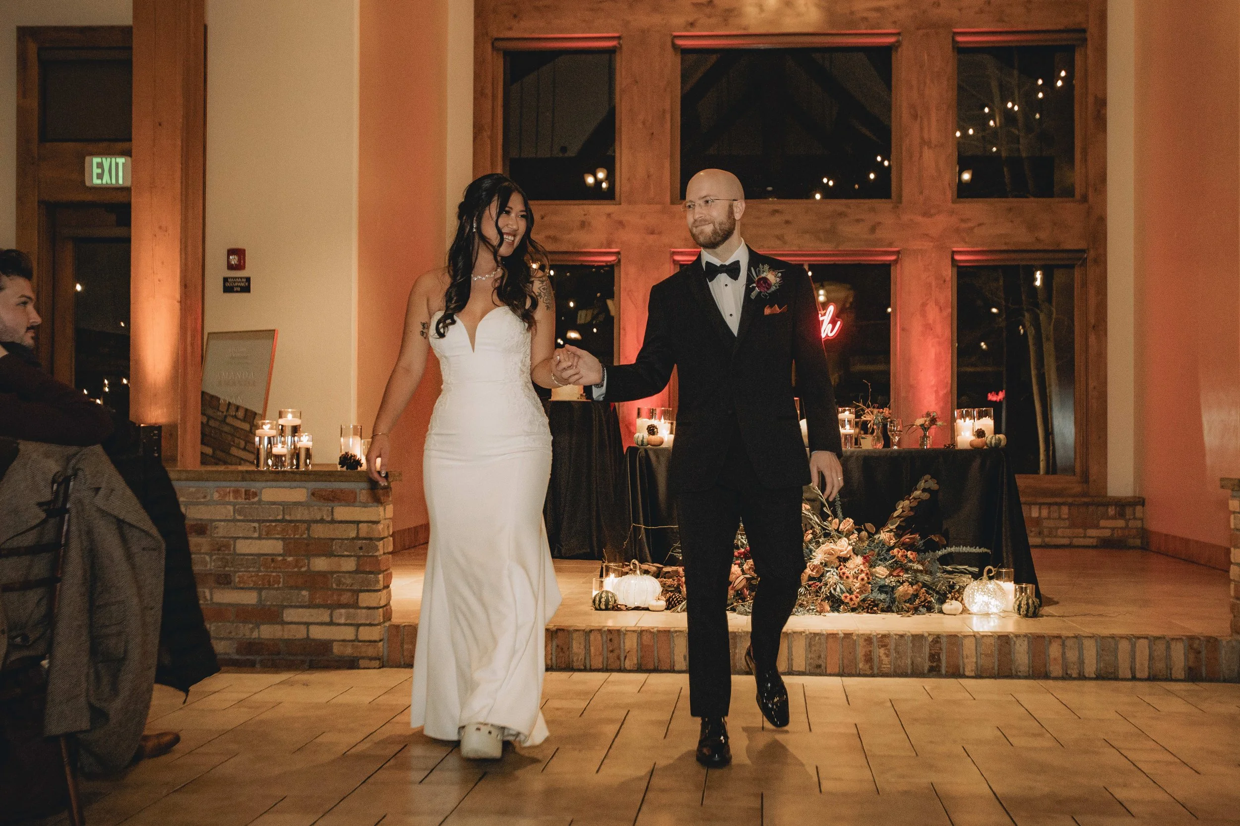 Amanda & Ryan Highlights-138.jpg