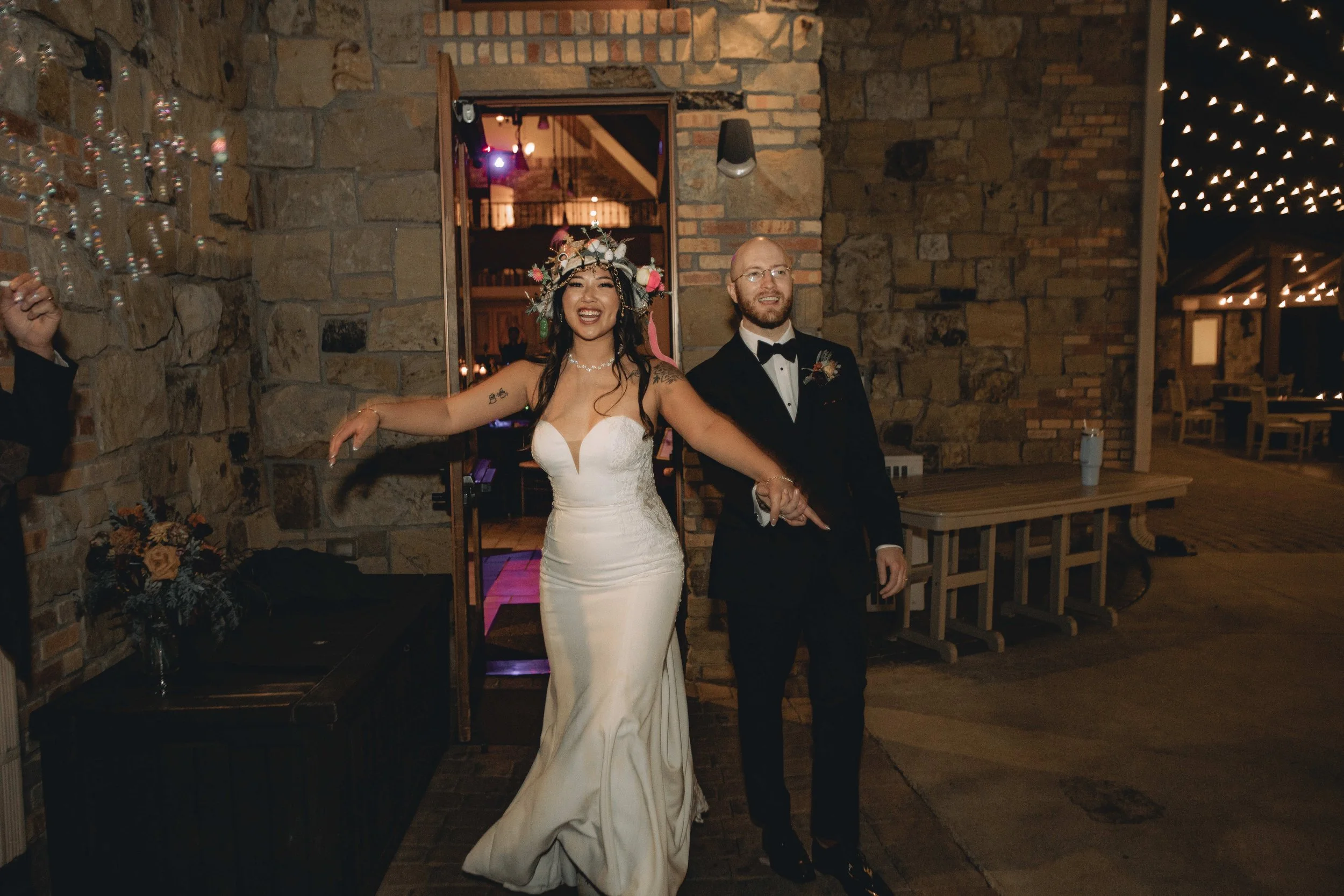 Amanda & Ryan Highlights-180.jpg