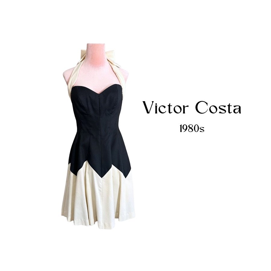 Victor Costa
1980s Cocktail Dress
Sweetheart Neckline
Bow Halter