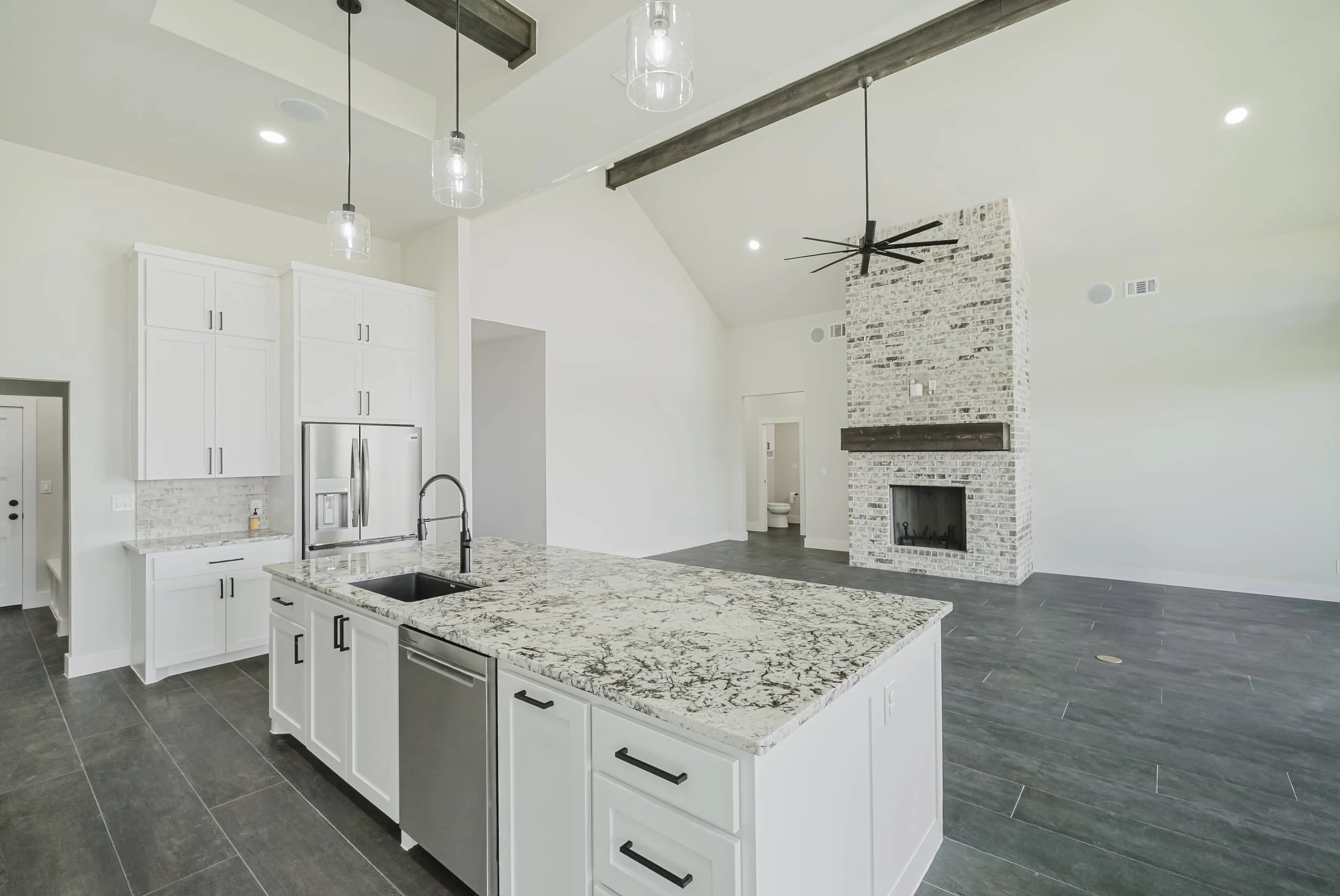 custom home by solomons signature homes 9.jpg
