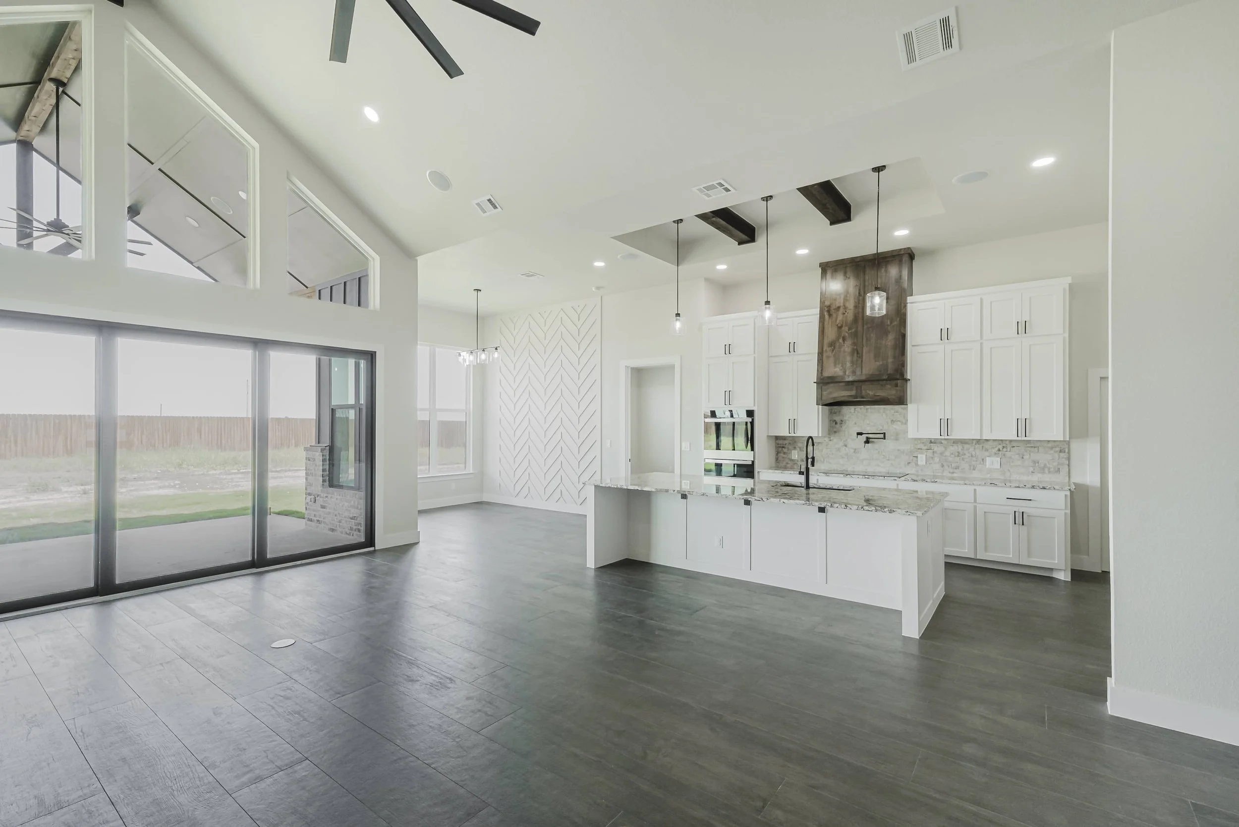 custom home by solomons signature homes 8.jpg