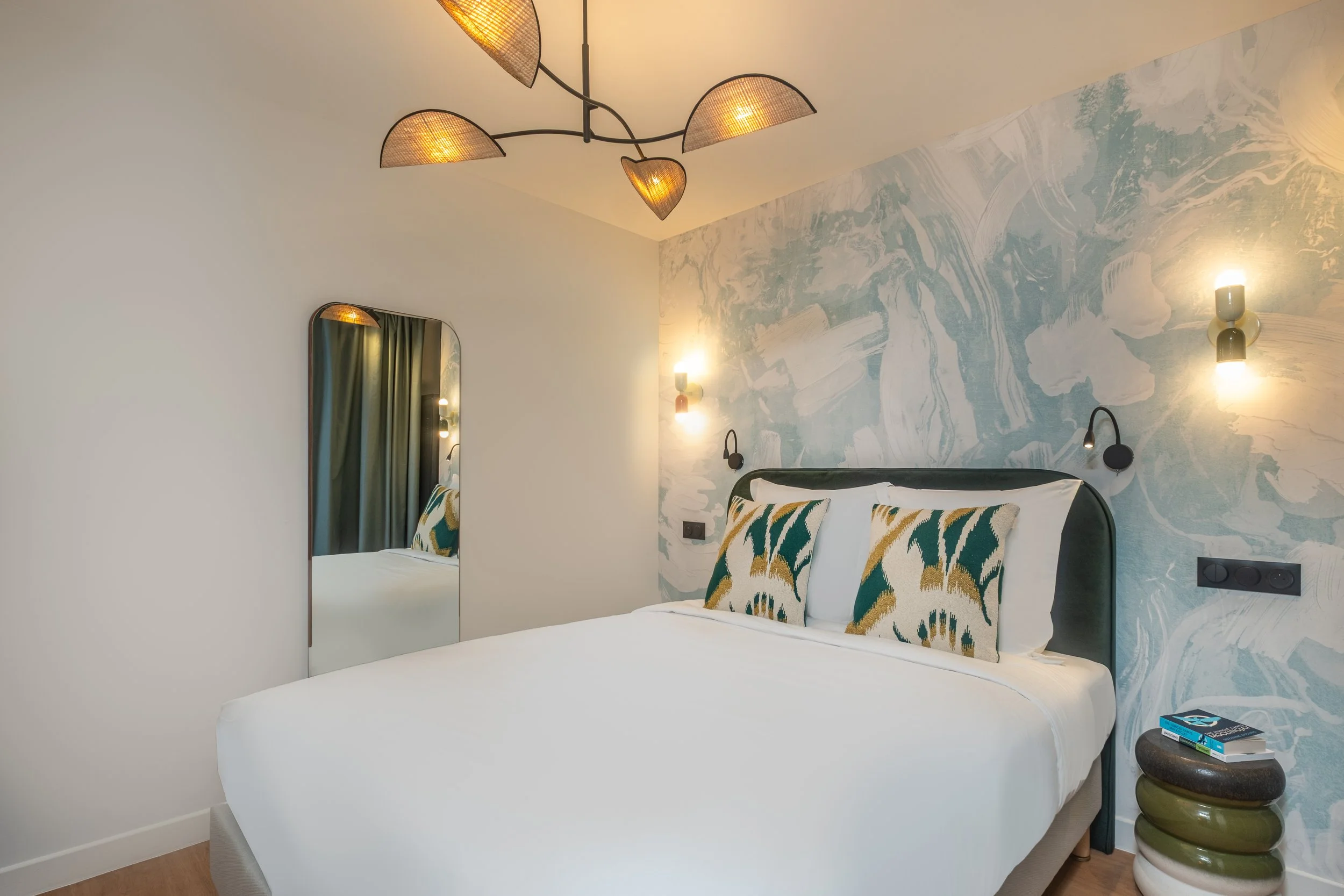 Montmartre Paris Suite-17.jpg