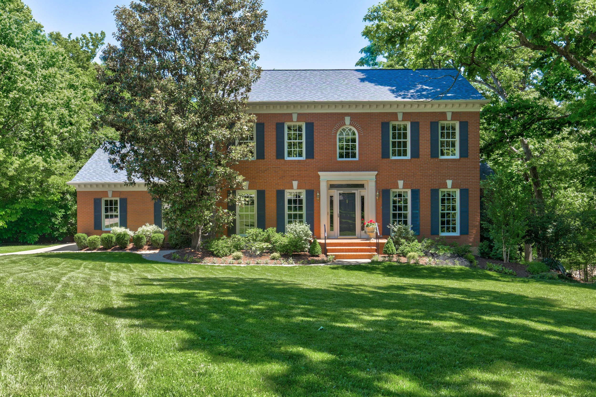 452 Meyer Avenue-2.jpg