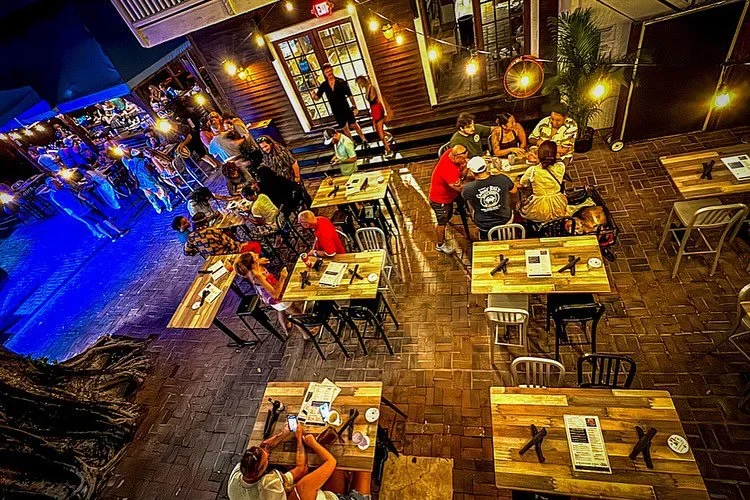 The Alamo Bar (live music & drinks)