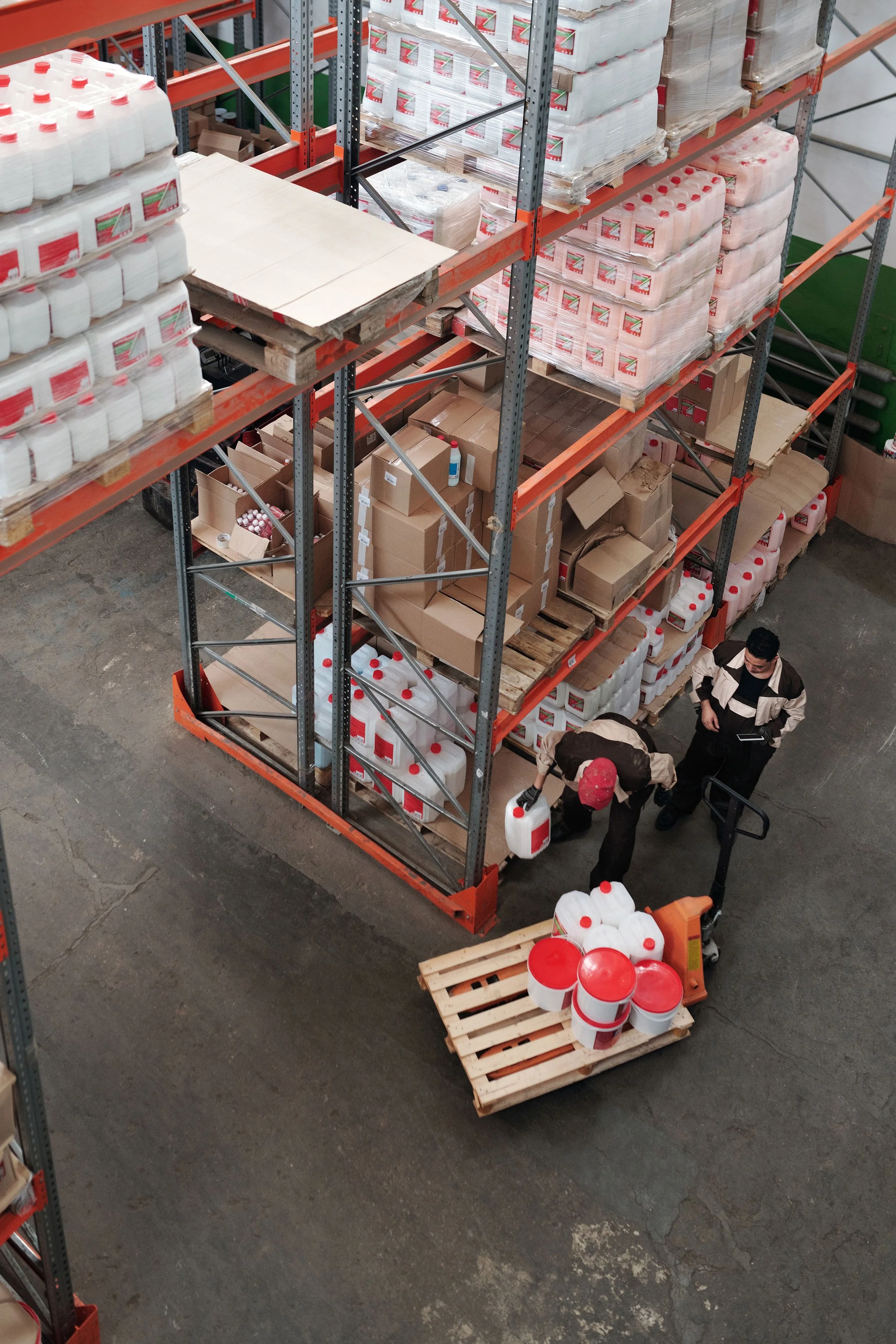 product-failure-warehouse-workers.jpg