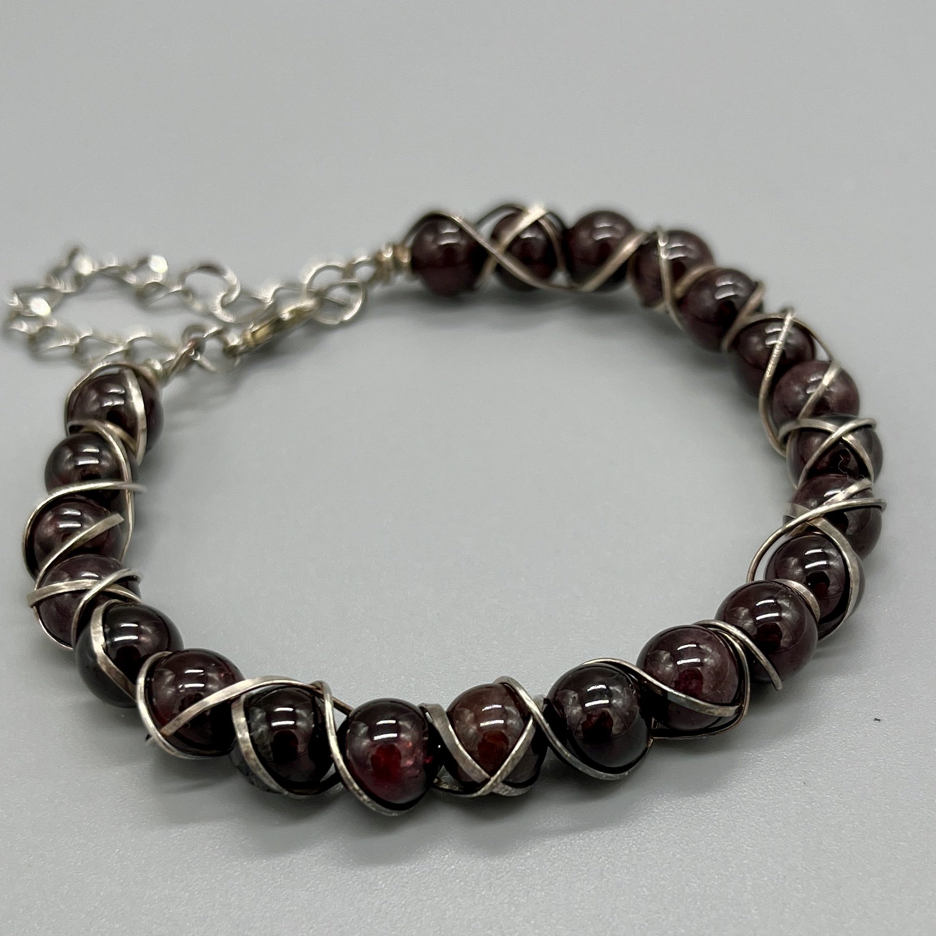 Bracelet dark Garnet and sterling silver adjustable