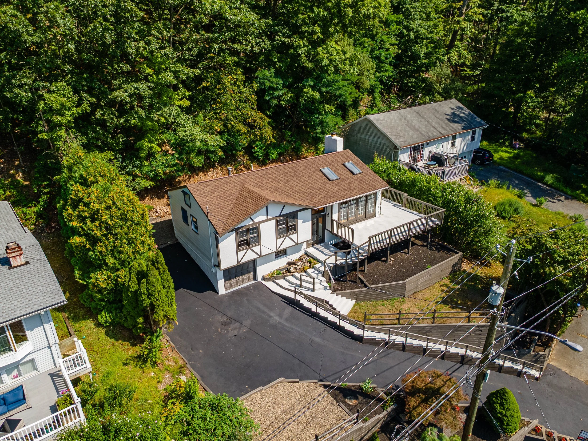 📍 64 Edgemere Ave, Greenwood Lake, NY