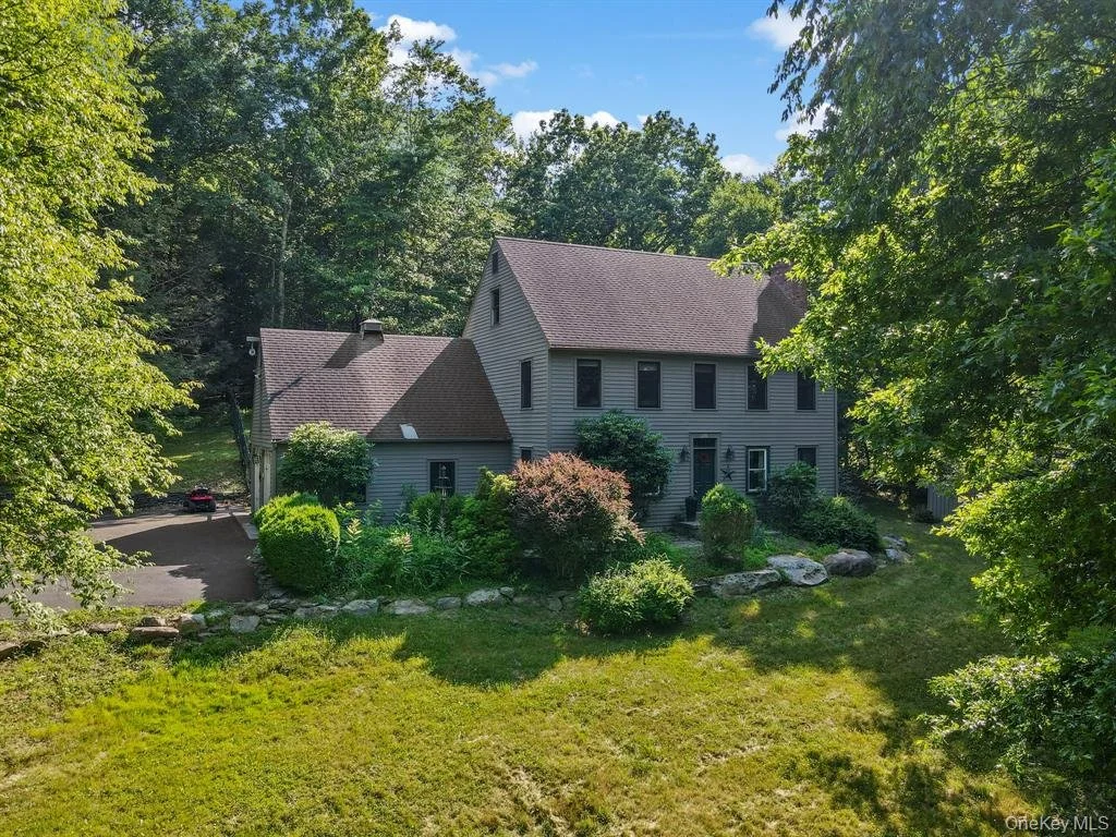 Open House Sunday: Stunning 3-Bedroom Farmhouse Colonial 