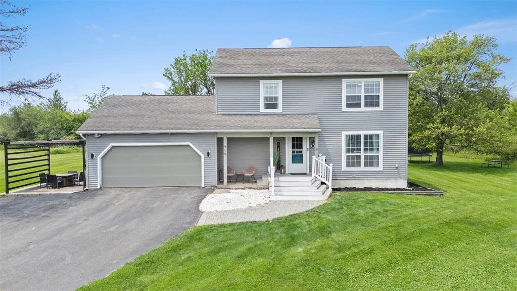 919 Silver Lake Scotchtown Rd, Middletown