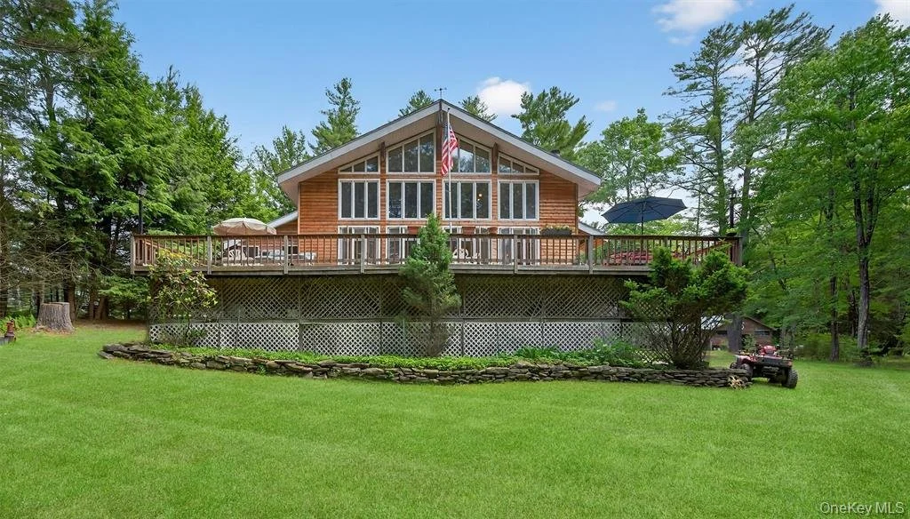 28 Camp Kenny Brook Rd, Monticello