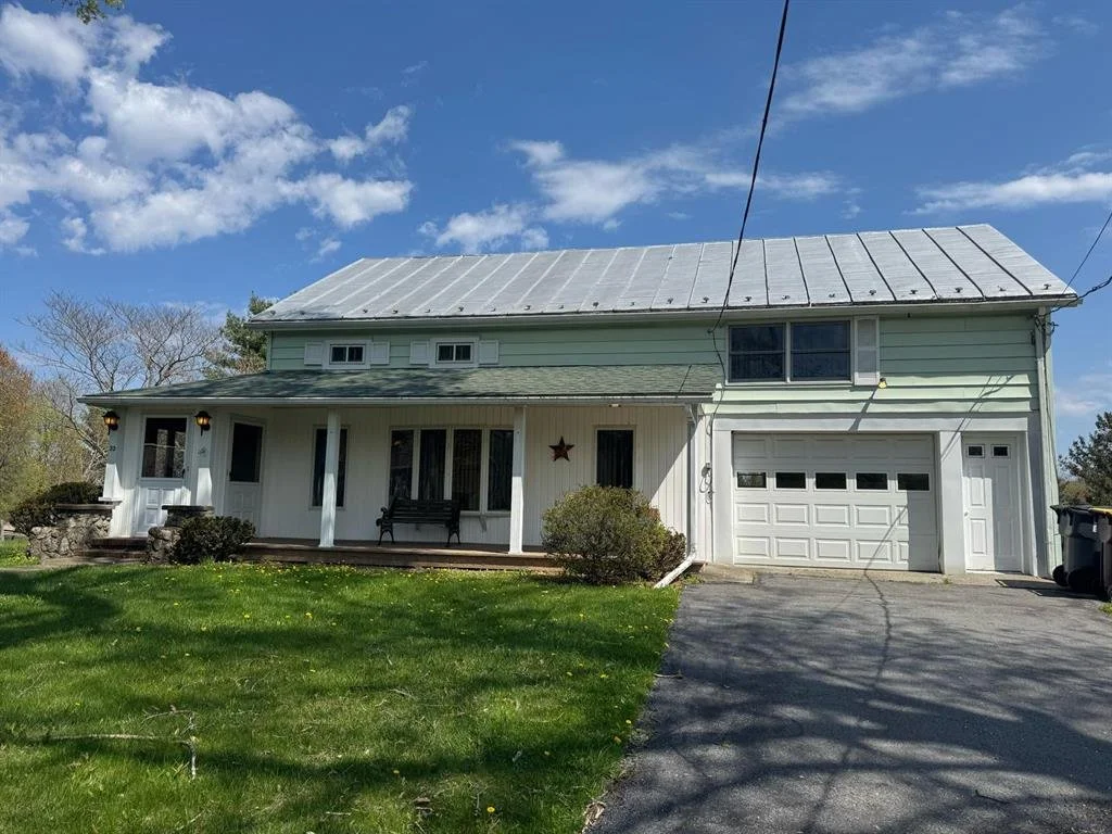 33 Little Brooklyn Rd, Warwick