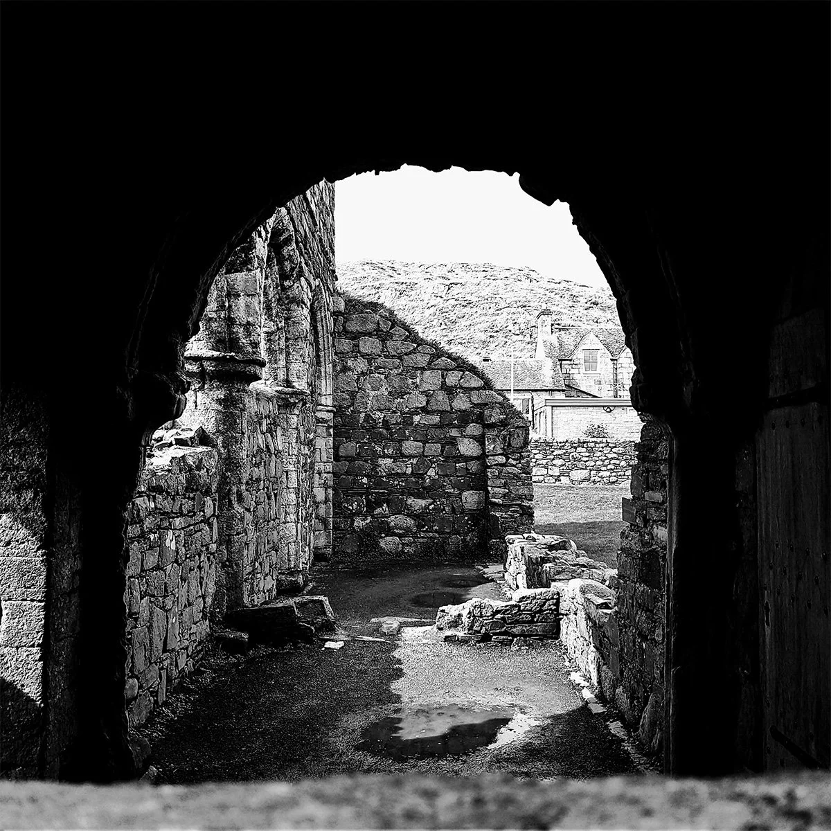 Iona_Monday_convent_portal_1.jpg