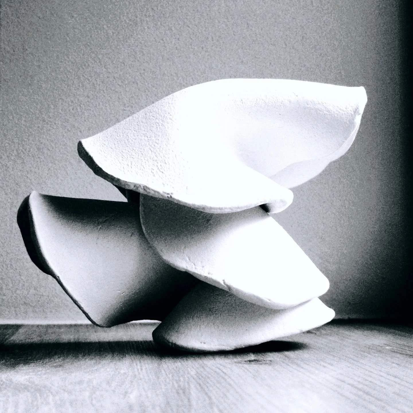Still Standing. Dried and dancing. 

#clay 
#scottishautumn 
#softsharp