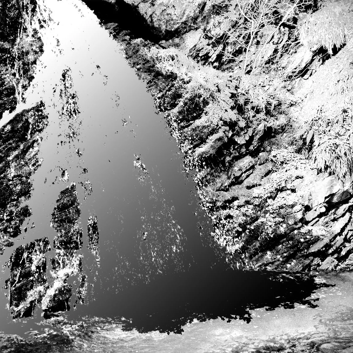 Bottom Fall_1_bw_gradient.jpg