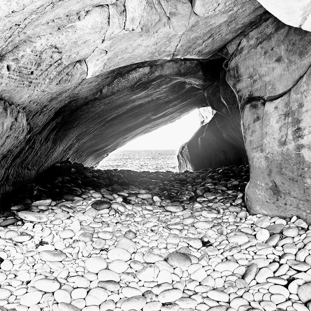 Hopeman_Cave_1.jpg
