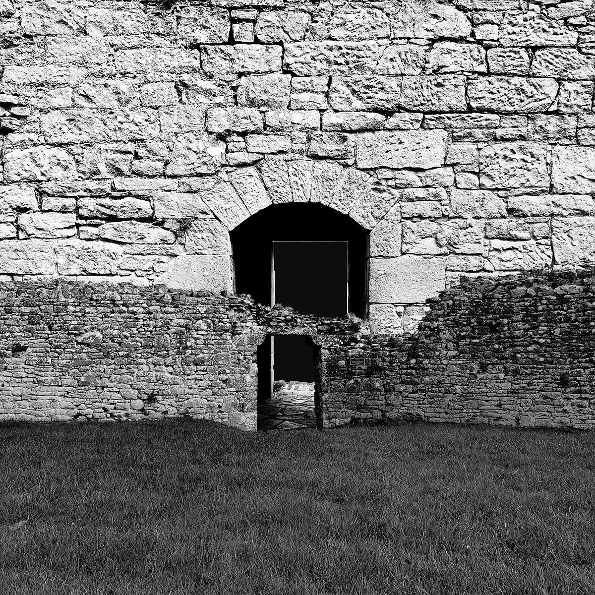 Duffus Castle_Door Opening_20.jpg