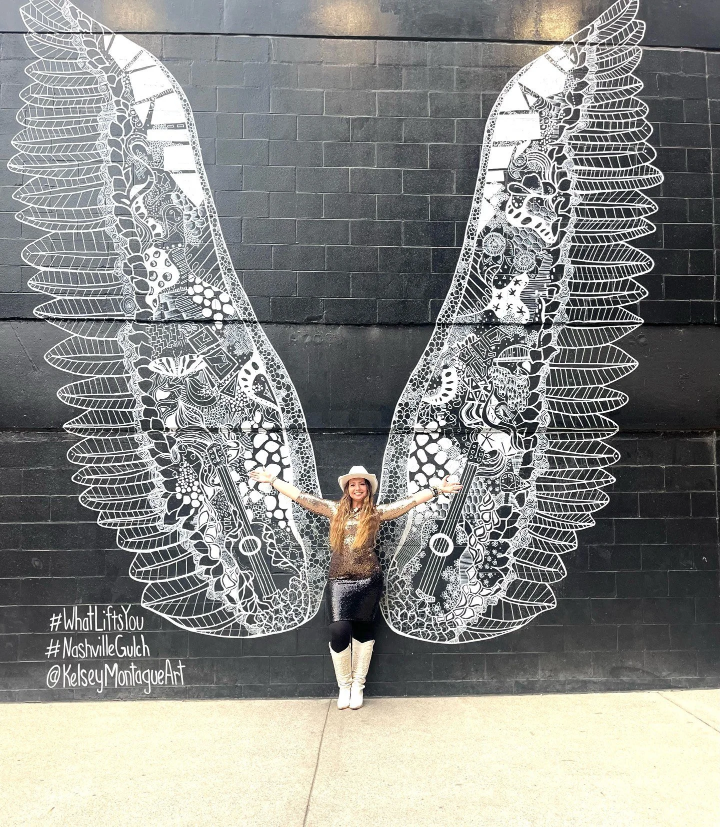 Happy Freaking New Year🌟
Hands down the best NYE we&rsquo;ve EVER done ☑️ 
2025, We are so ready for You &amp; to make some CRAZY A$$ Dreams come TRUE 🎶✨ 

#nashbash2024 
#happynewyear 
#nashvilletn 
#newyearnewlife
#whatliftsyou