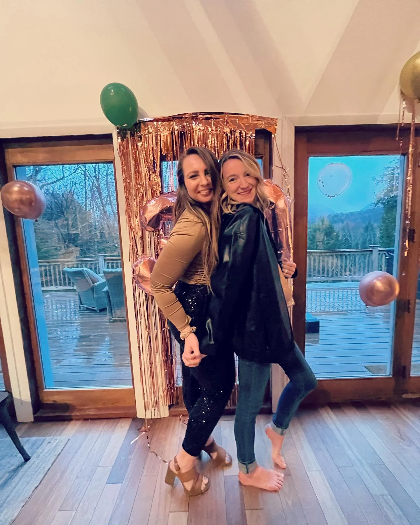 Welcome to the Thirties @ashleyelynn 🎂🤍✨

#dirtythirtyclub 
#girlsweekend❤️