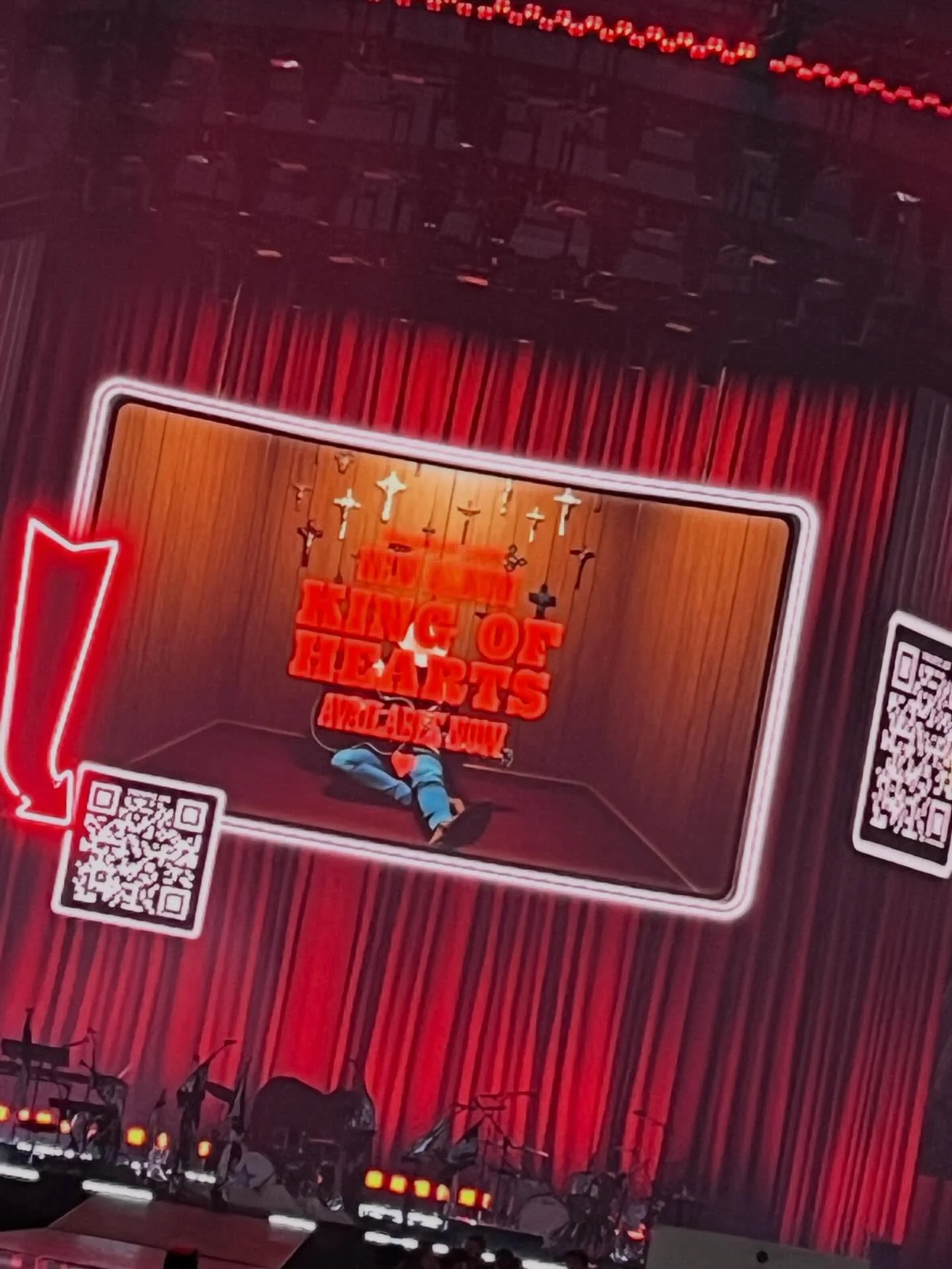 Brought Our Hard Fought Hallelujahs ❤️&zwj;🔥
#KingofHeartsTour 

@brandonlake 
@patbarrett 
@frannicash 
@worldvision