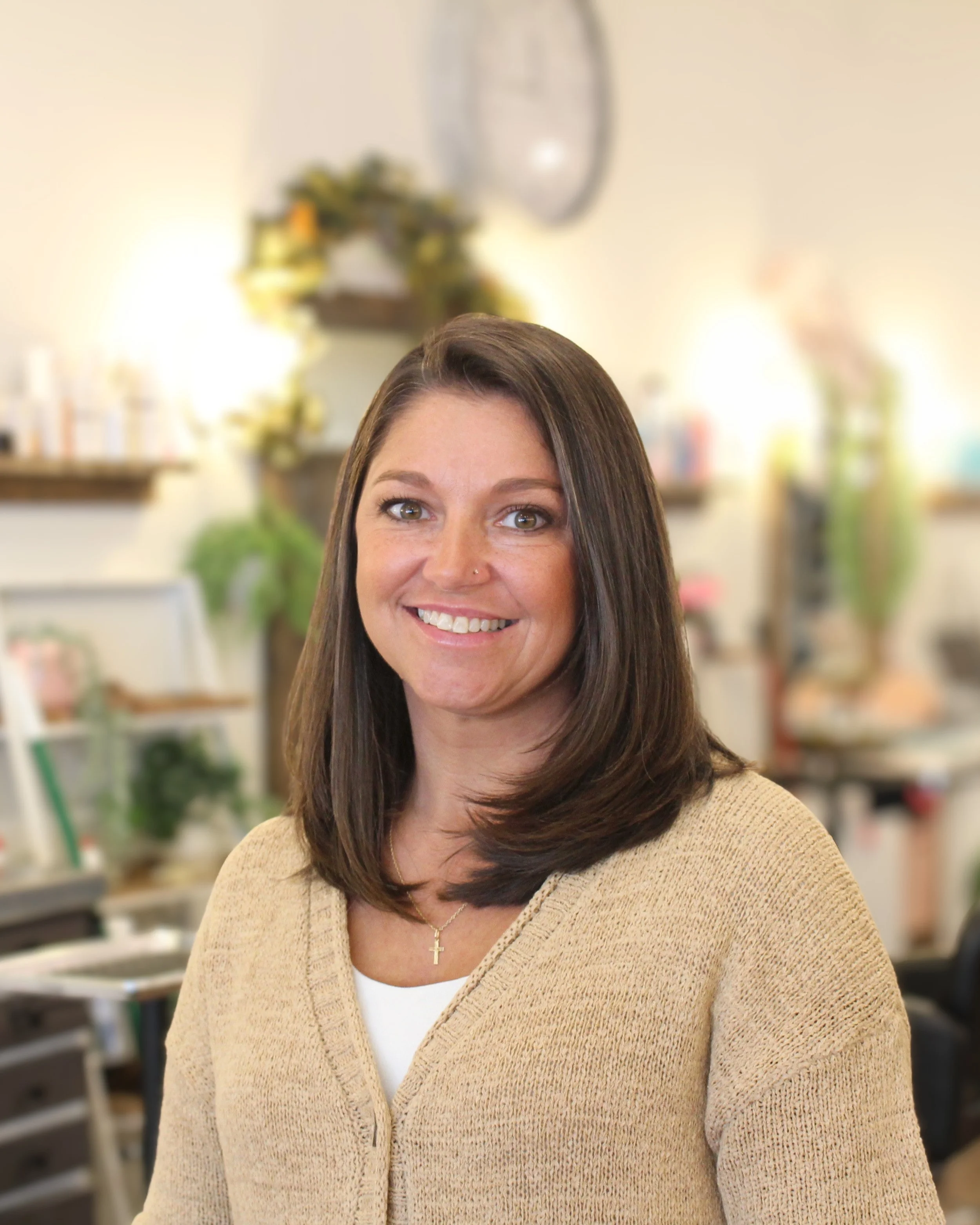 Amy Phillips, Licensed Stylist