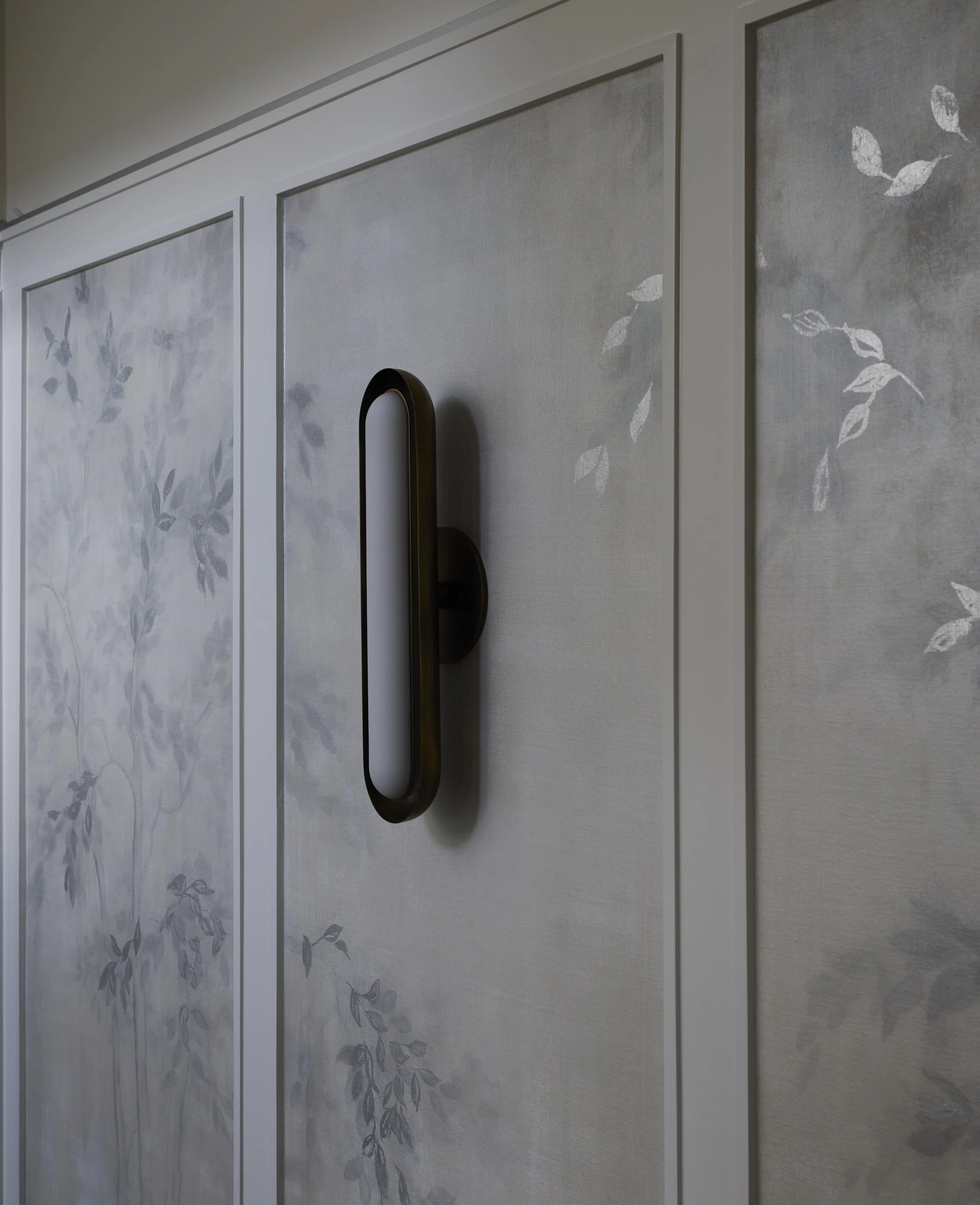 090325_RH_Private Rd-15_EntryLightDetail.jpg