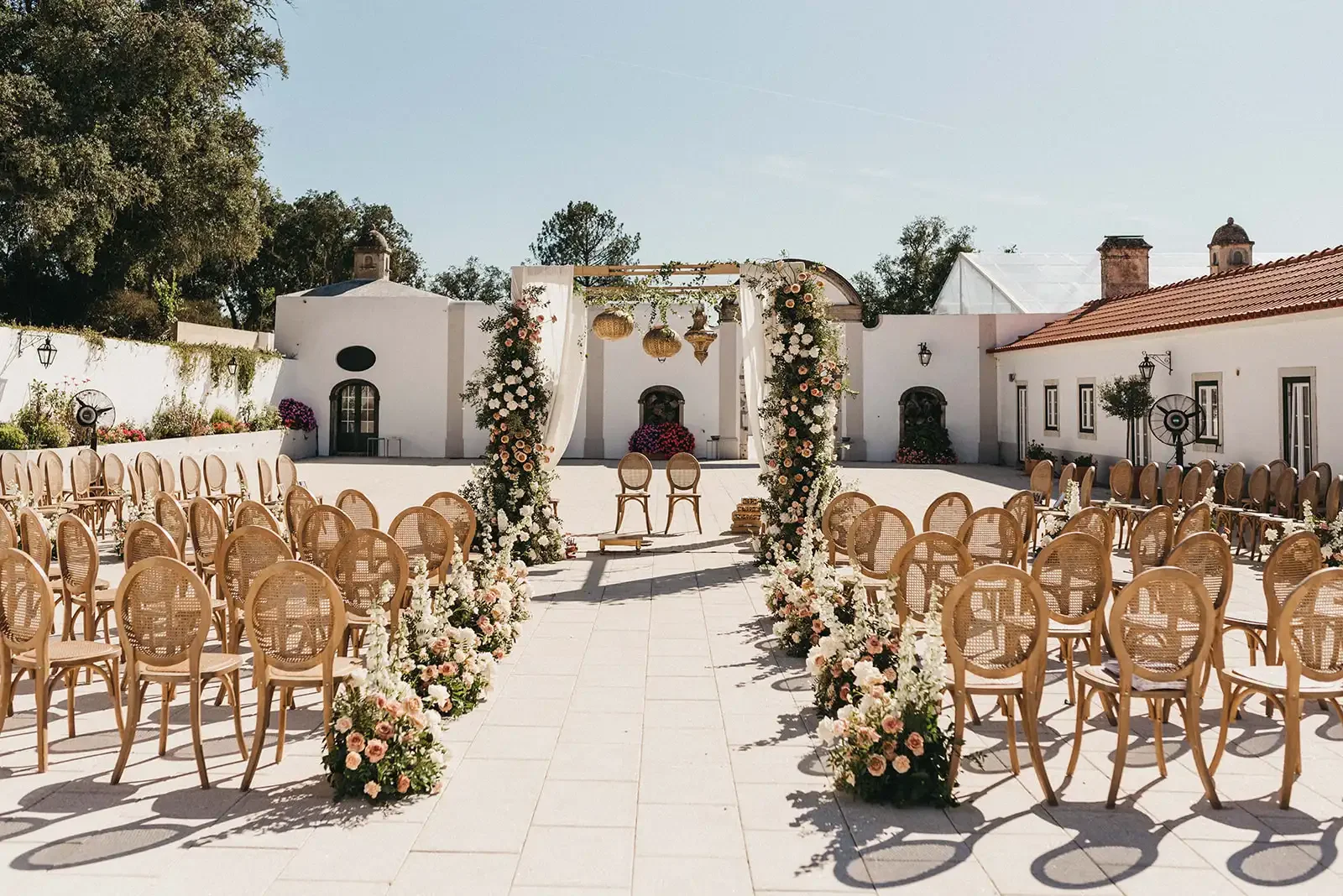 P&V_Indian_Wedding_Lisbon_Portugal_Destination_Como BrancoZ1.webp