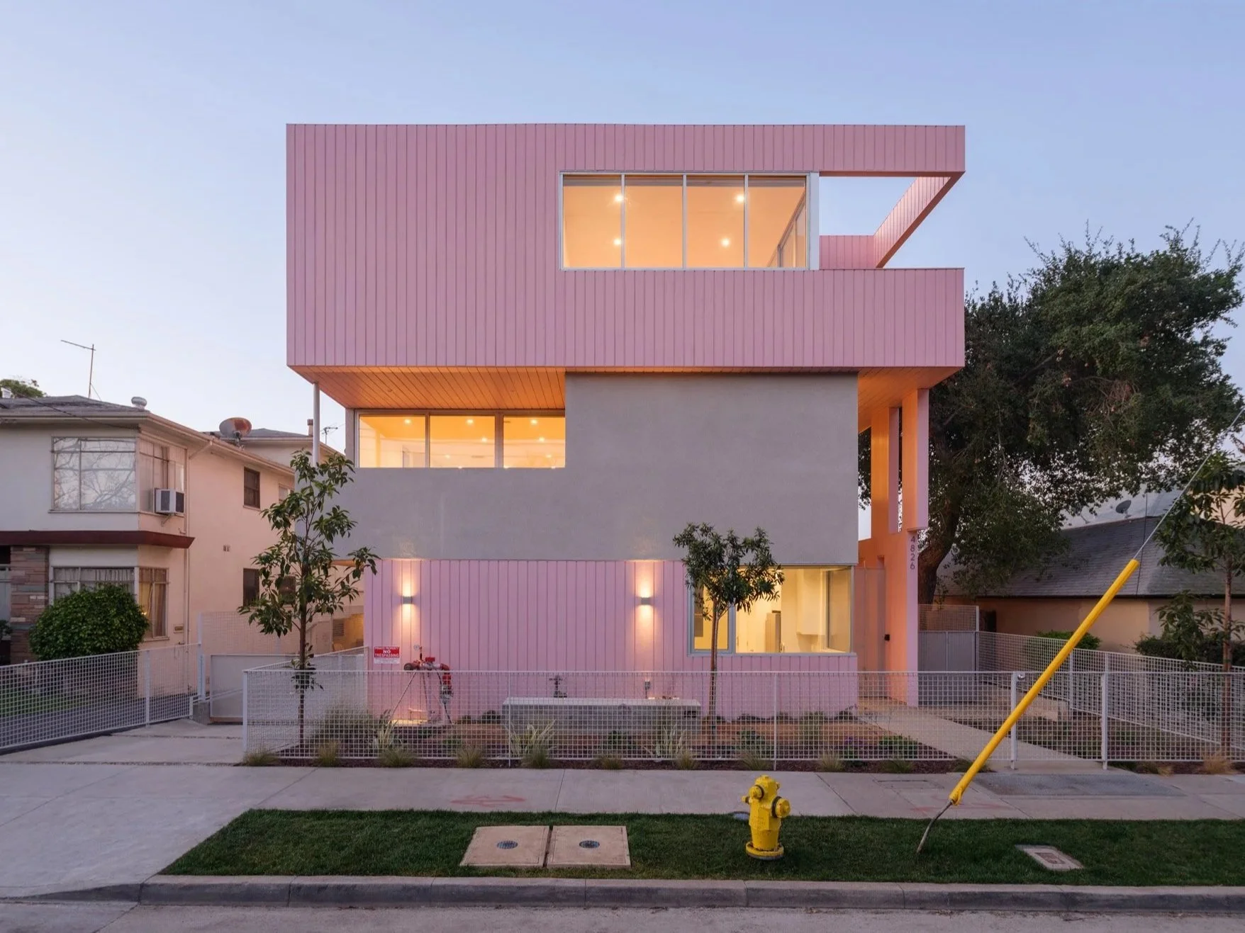  Giraffe LA and LOHA   
Team Contact: joe@giraffe.la
 
Team Summary: Giraffe LA and LOHA have joined forces to pursue this opportunity because we share the belief that thoughtfully designed infill housing can play a transformative role in addressing 