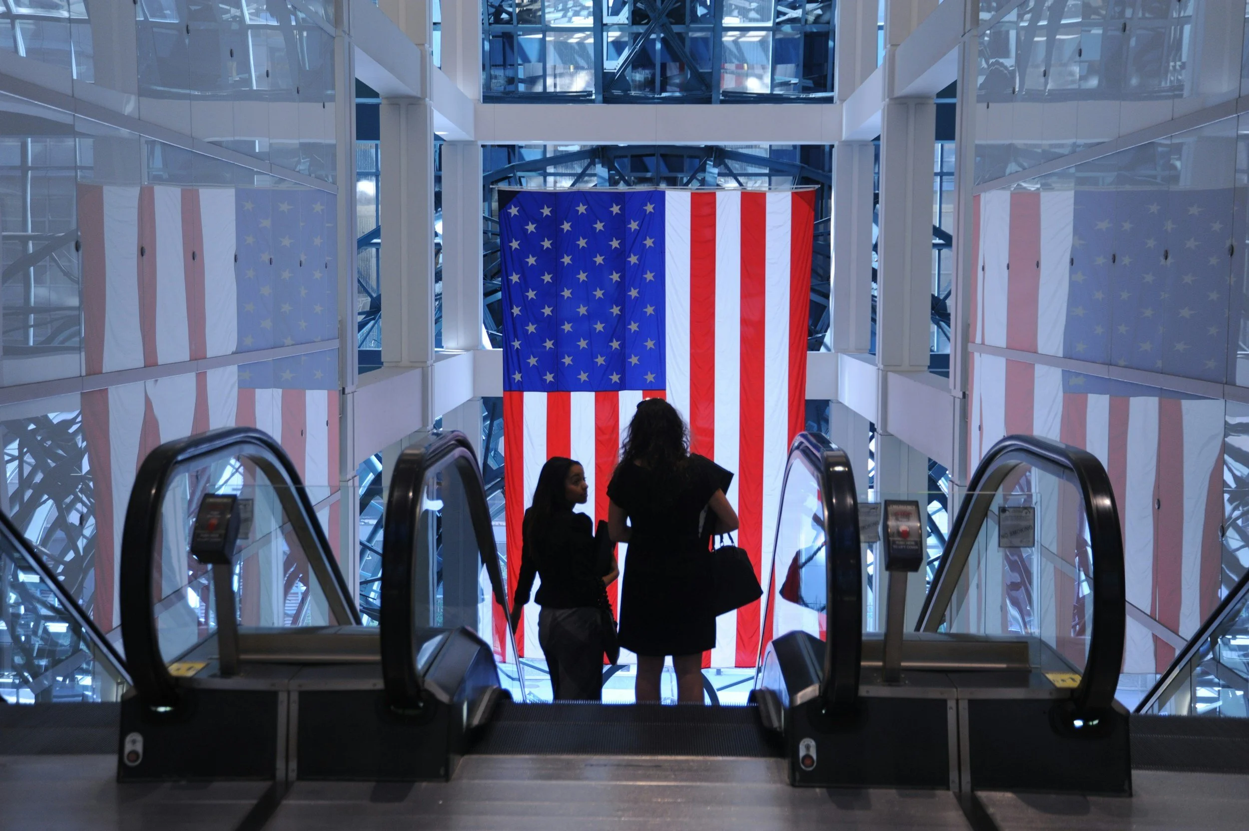 Navigating the L and E Work-Based Visas: How PDR Global Helps You Succeed