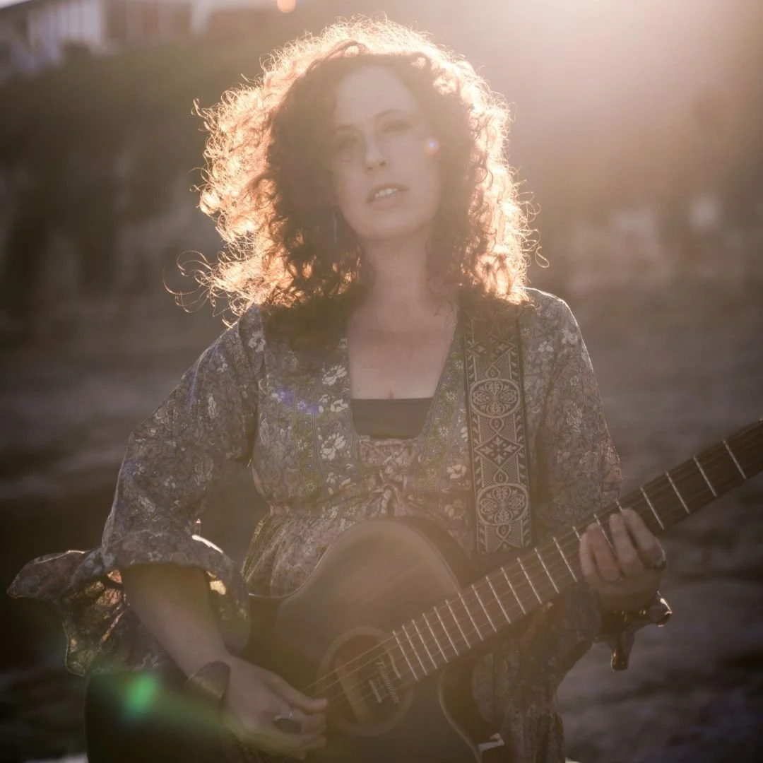 A Journey of Healing and Hope: Discover Aliza Hava’s Into the Light