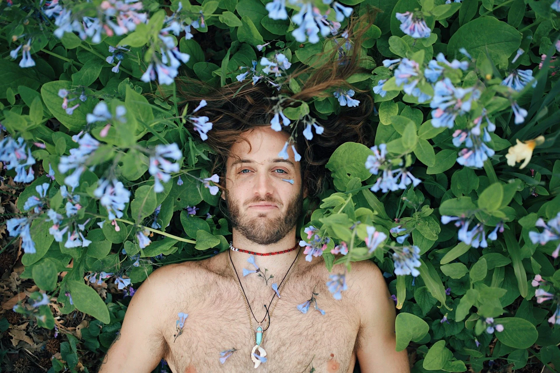 A Synth-Laced Journey Through Love and Loss - Discover Harris Mac’s Astral