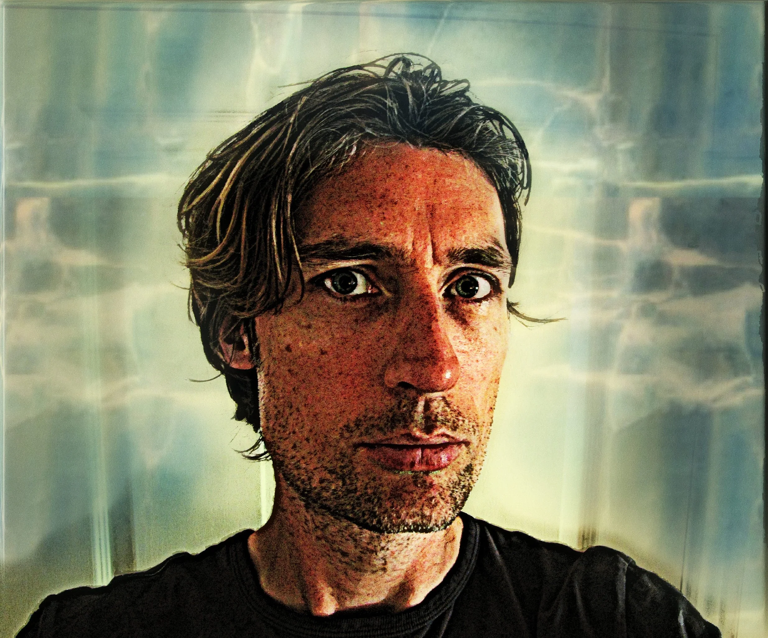 Sunlight Finds Lateral Root Operating in a Cinematic and Weightless Space