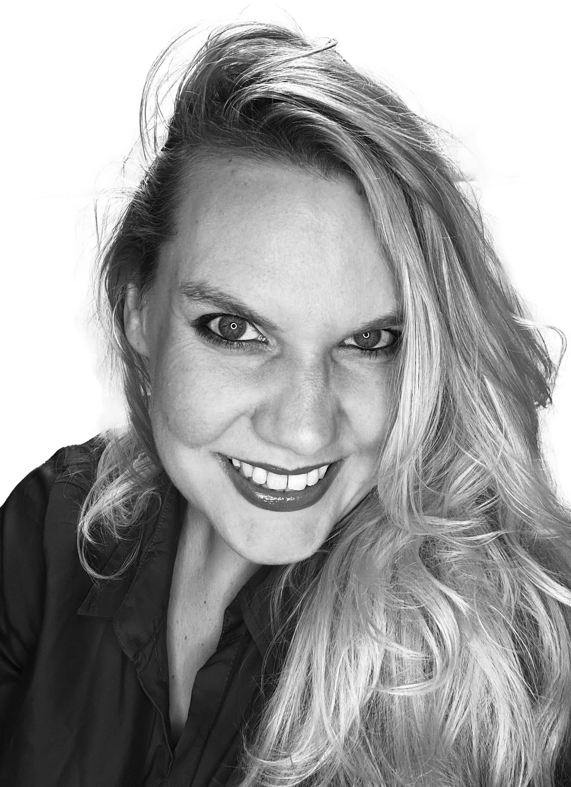 Kat Madleine Revives 90s Power-Pop Magic on Charming New Single I’ll be right there