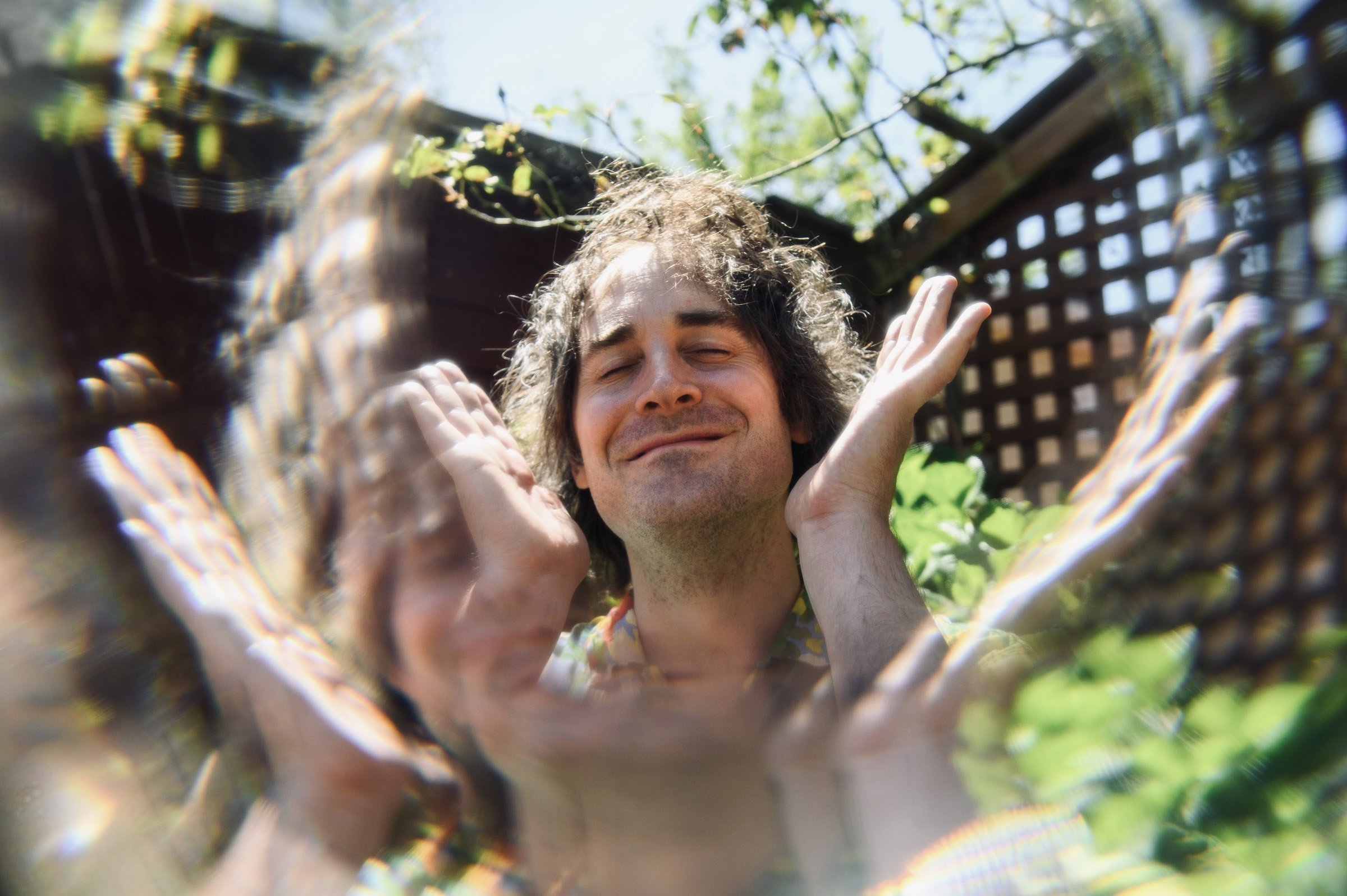 Brian Noyes Teases Forthcoming Album With Dreamy, Psych-Tinged Single Tarot