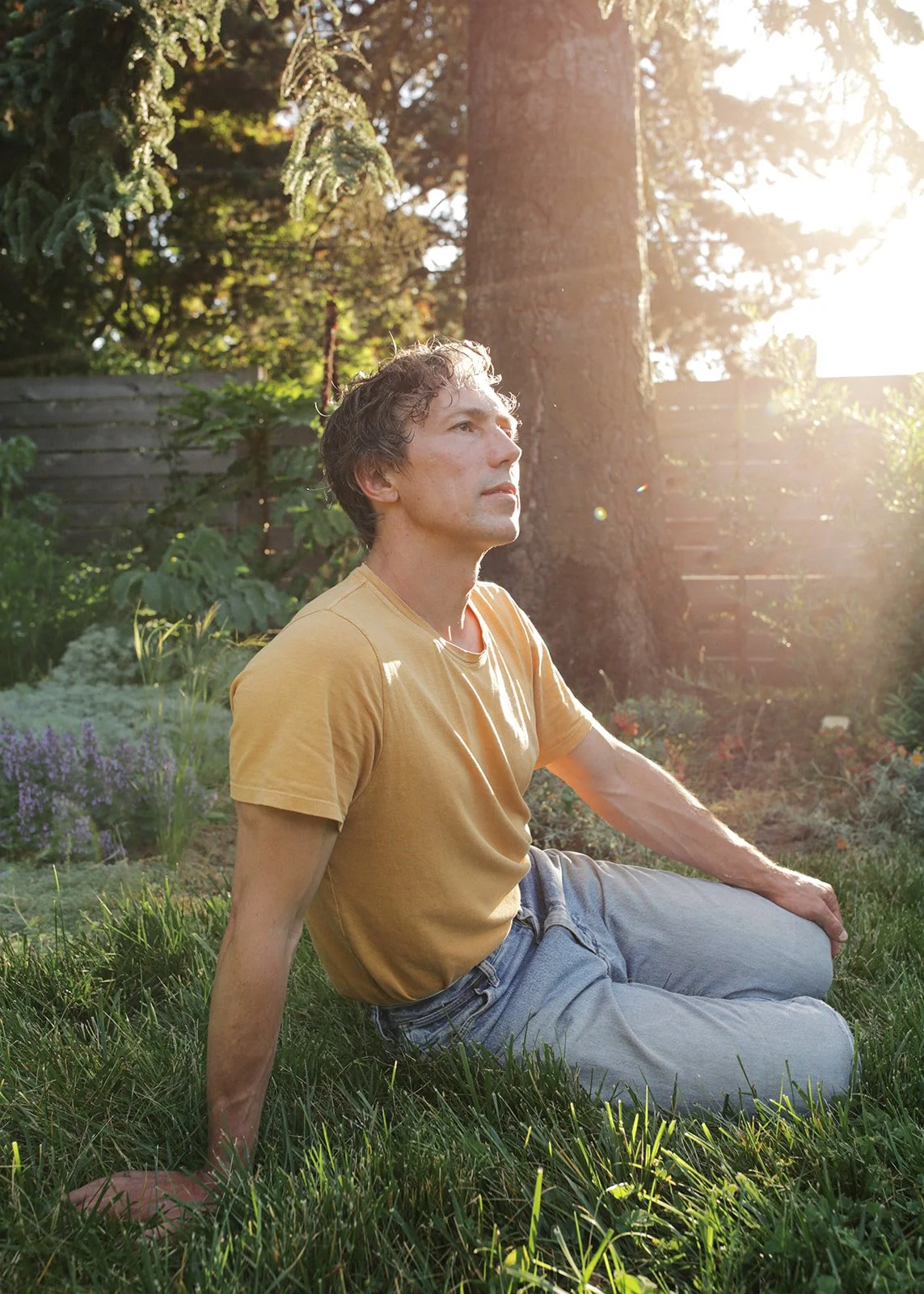 Flinn Pairs Philosophical Songwriting With Cinematic Beauty on New Single Ancient Light