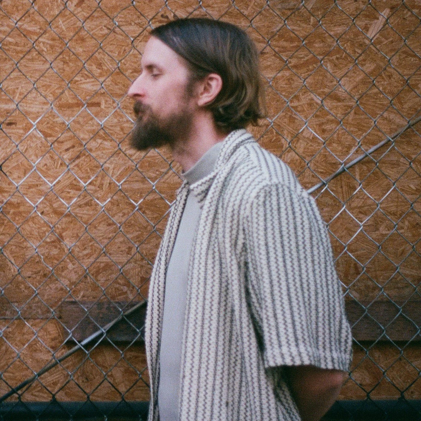 Alight Finds Dogmile Glowing Between Hazy Textures and Hypnotic Guitar Lines