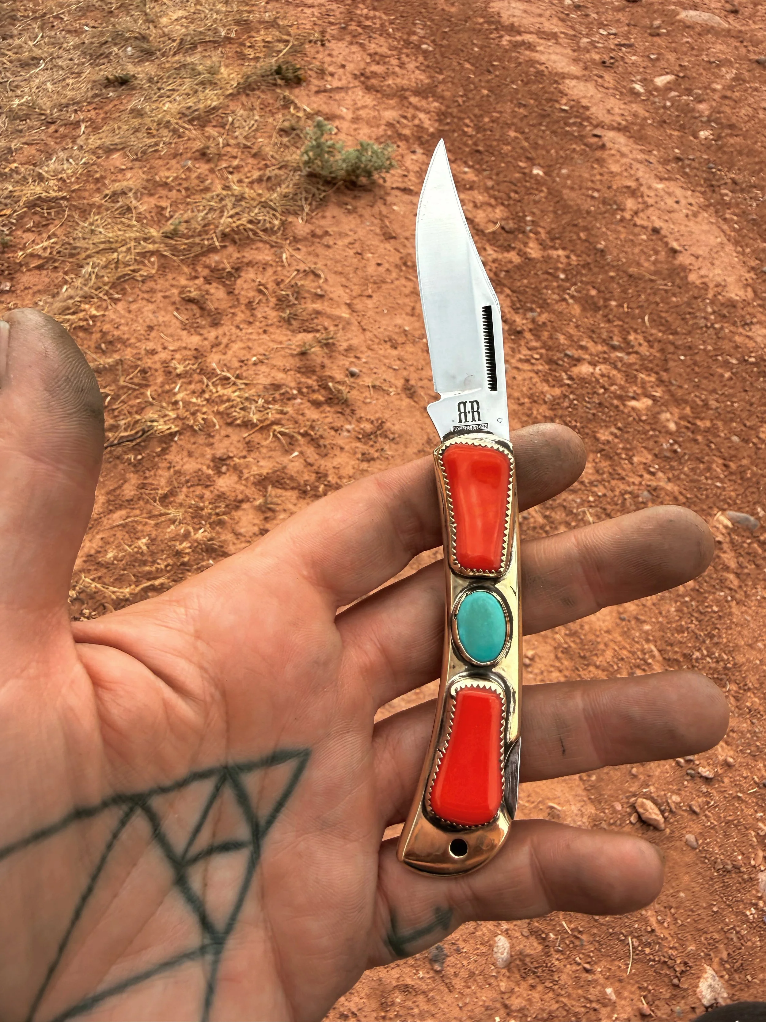 Bowtie Pocketknife