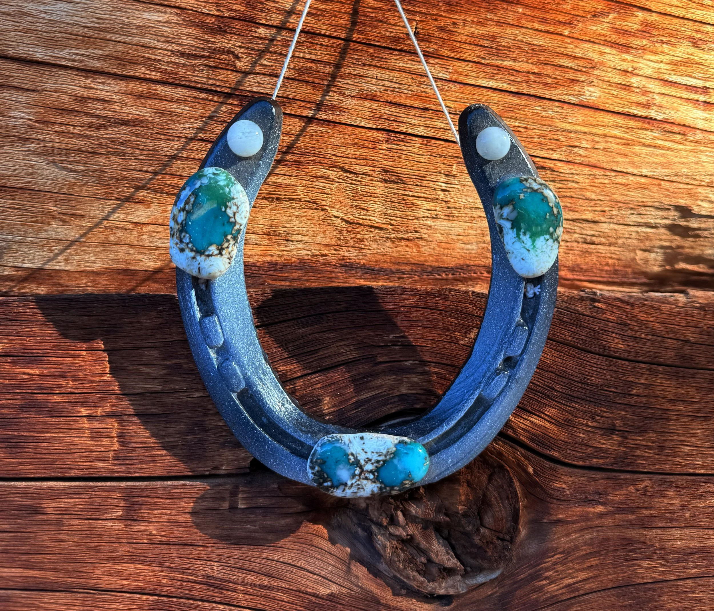 Painted Luck Horseshoe 2